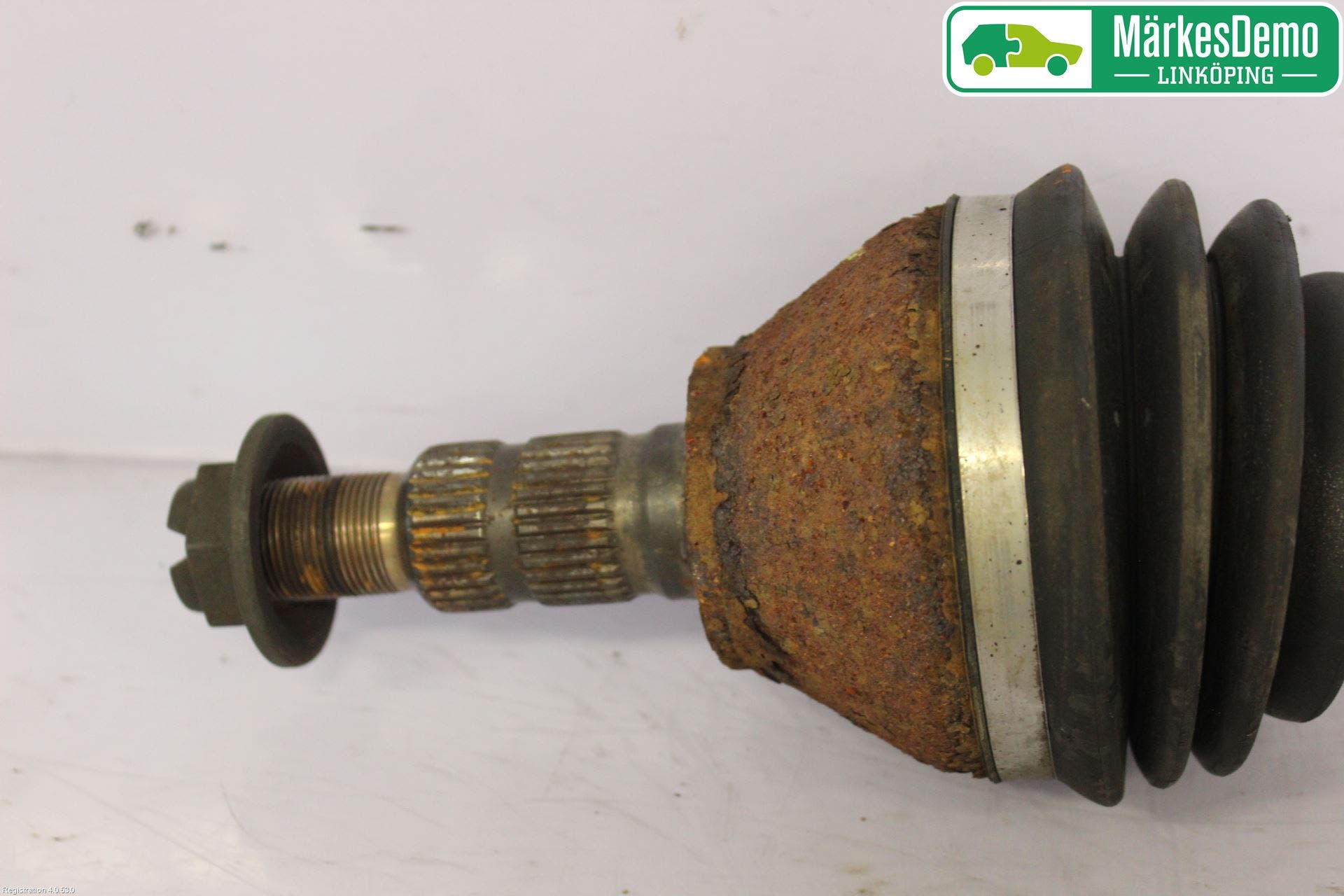 Saab 9-5 10-12 Drivaxel Fram Höger