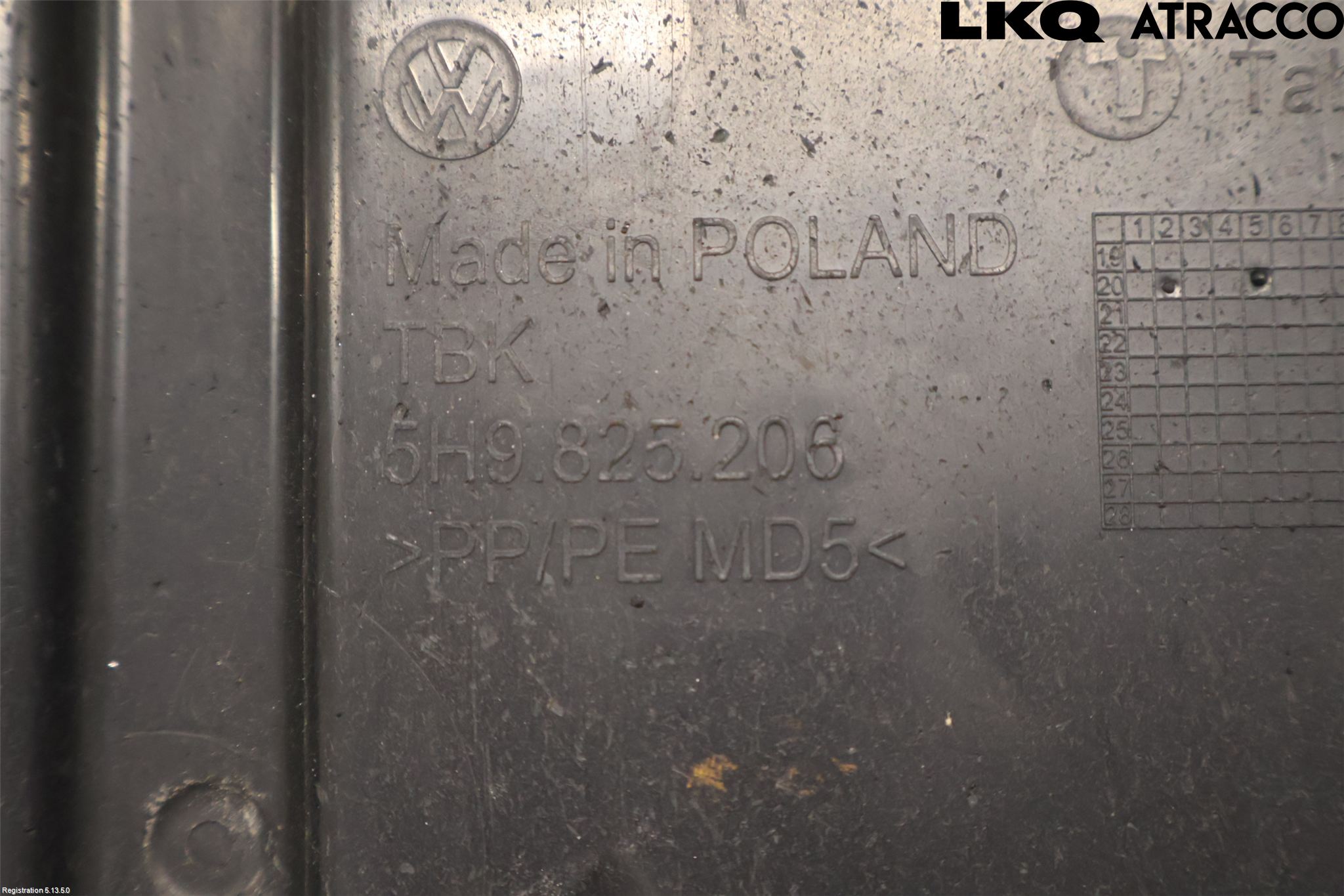 Volkswagen VW GOLF / E-GOLF VIII 20- Hasplåt Plåt-Plast