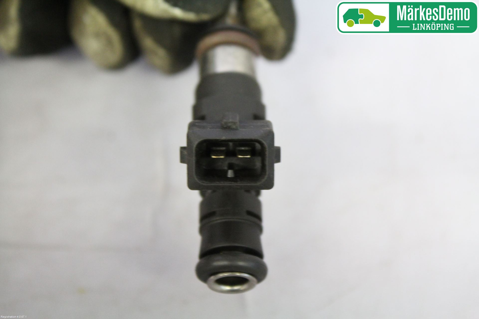 BMW 6 E63/64    02-10 Injspridare