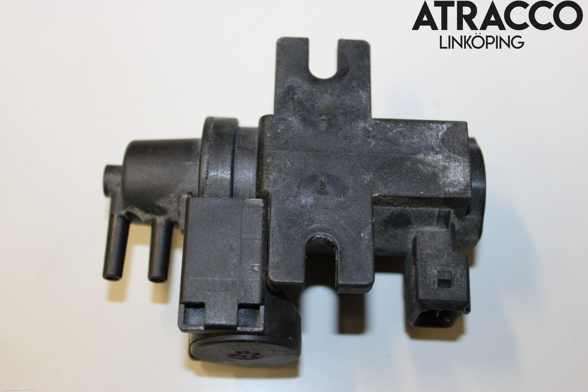 BMW 5 F10/F11/F18 09-17 Vakuumventil