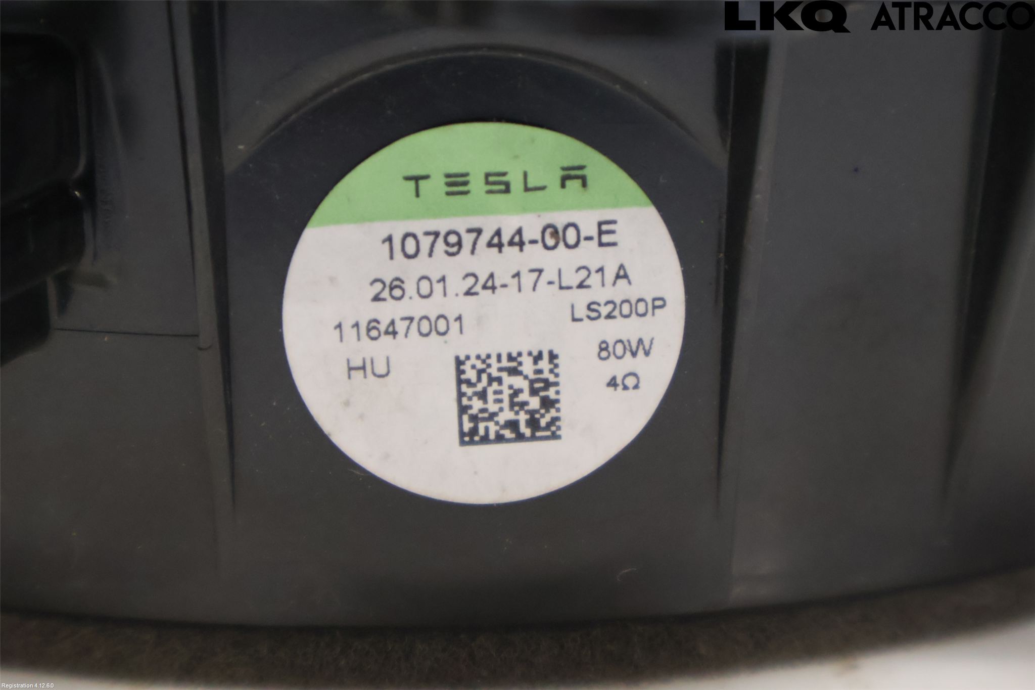 Tesla MODEL Y 21- Högtalare