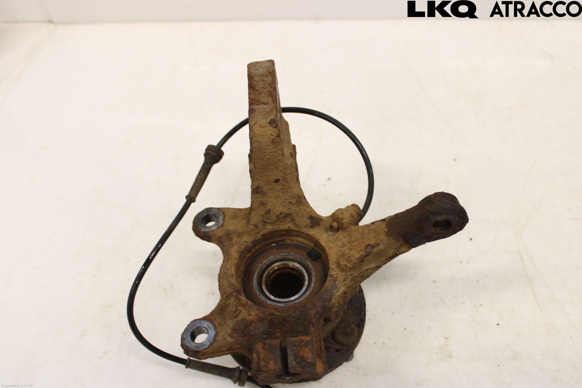 Nissan NOTE E12 14-20 Styrspindel Lagerhus Hö