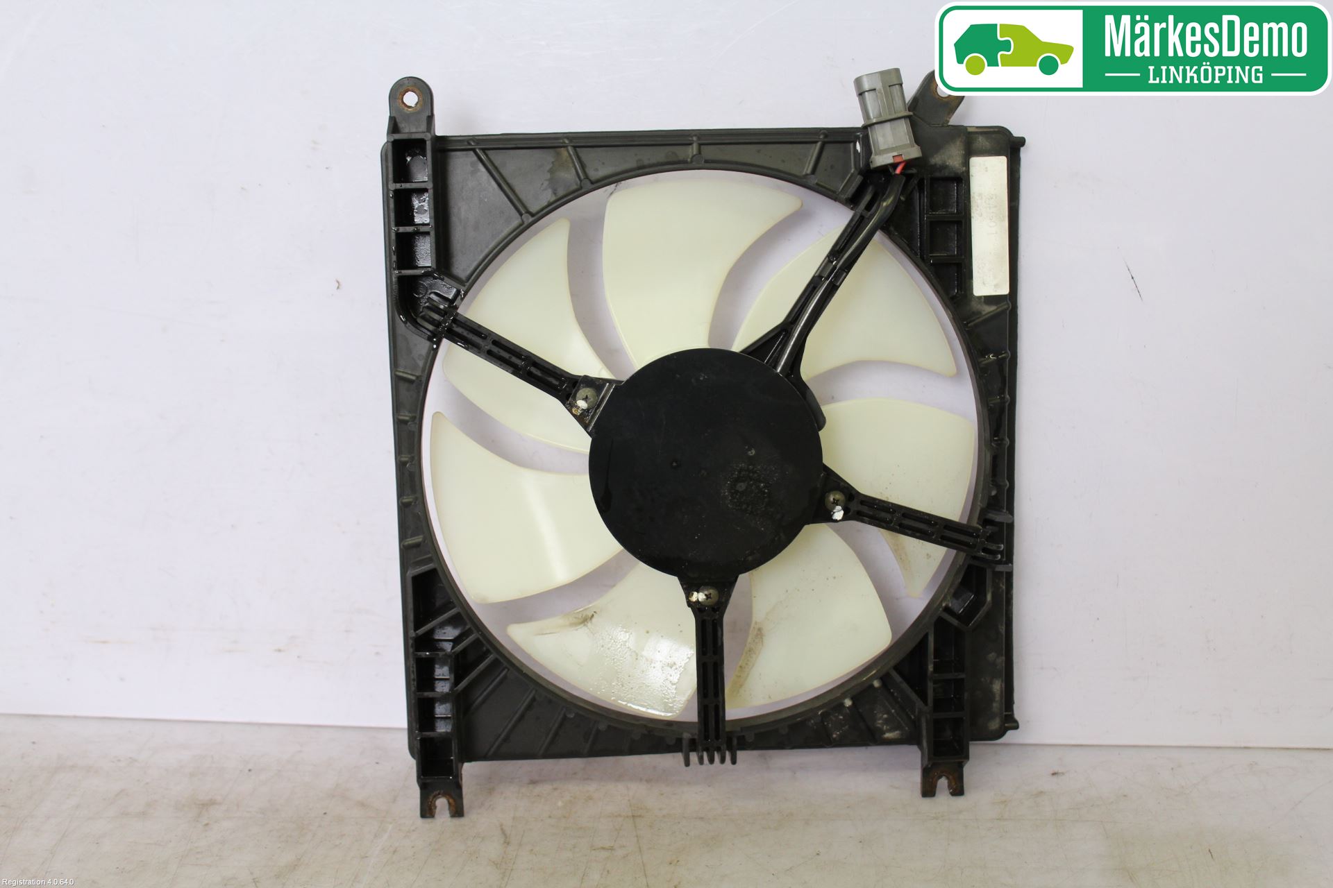 Suzuki LIANA Kylfläkt El