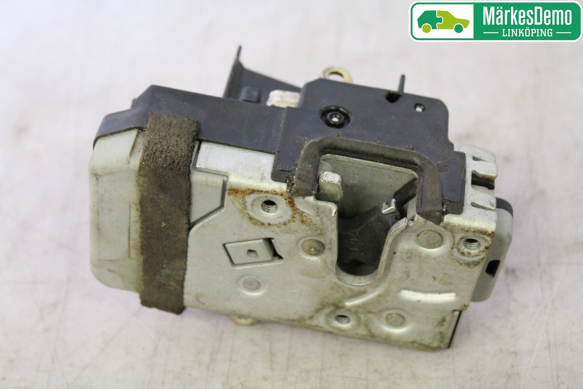 Saab 9-5 -05 Låskista-Dörrlås