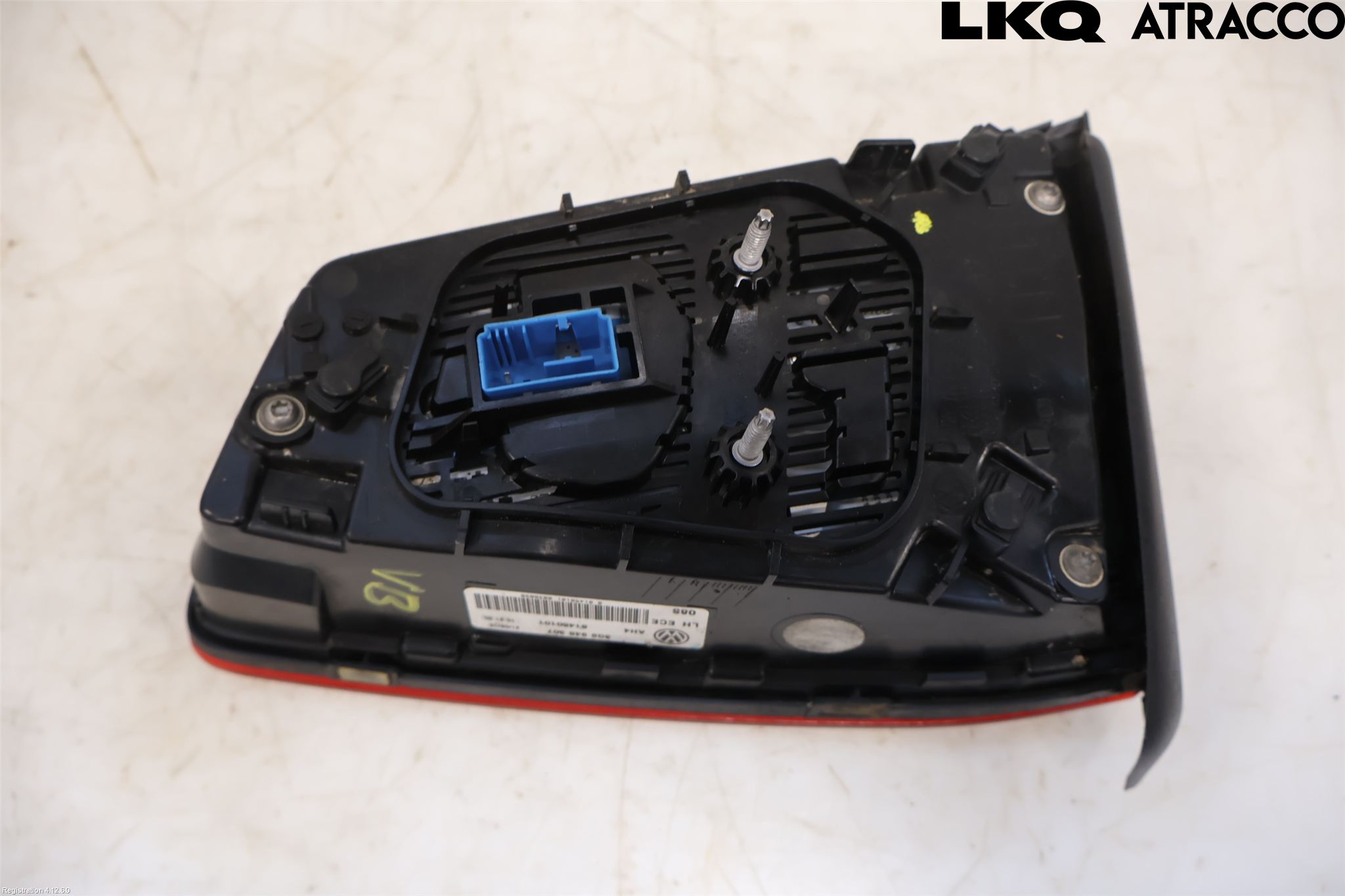Volkswagen VW PASSAT 15-19 Bakljus Lucka Vä