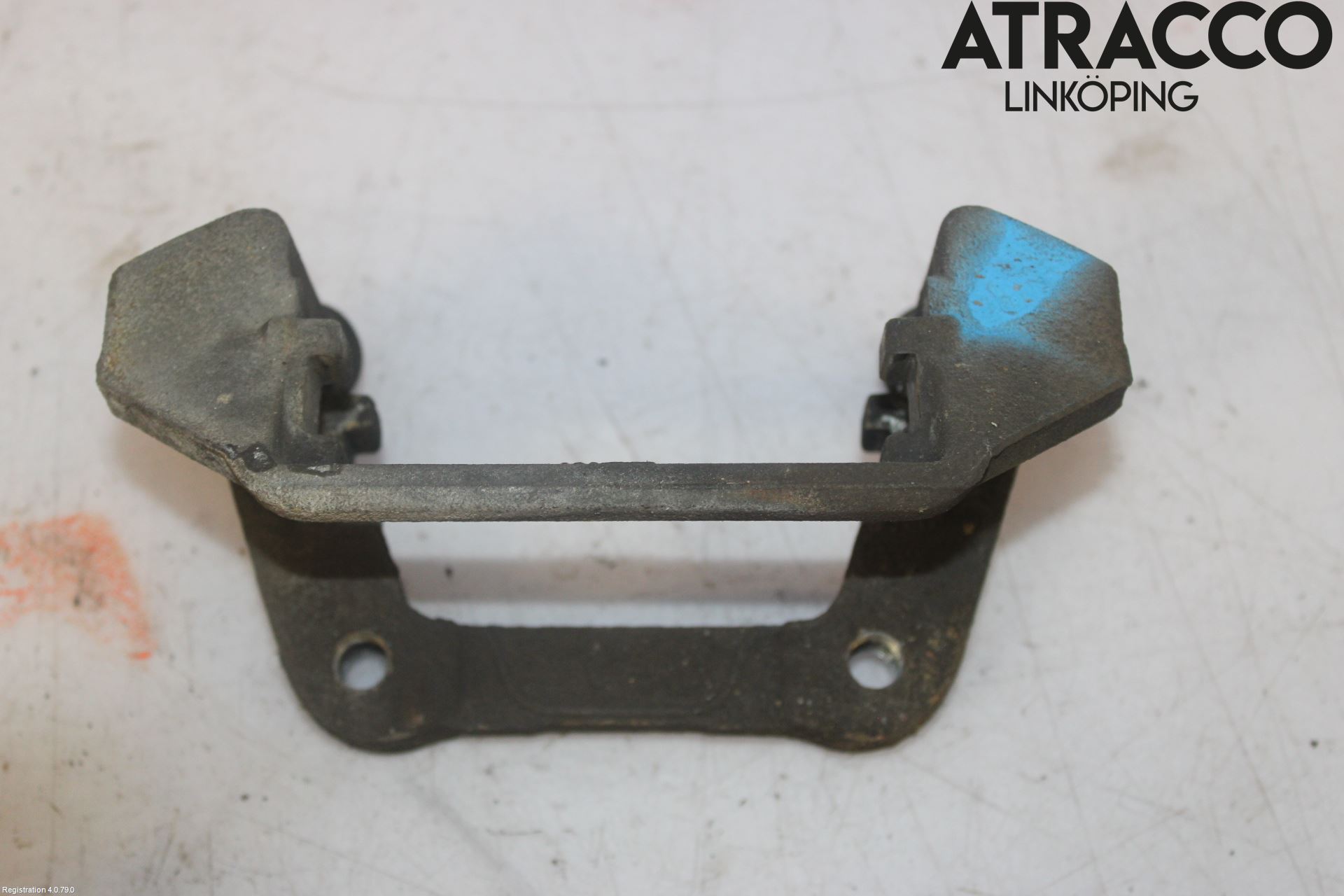 Volvo XC70 14-16 Bromsokshållare