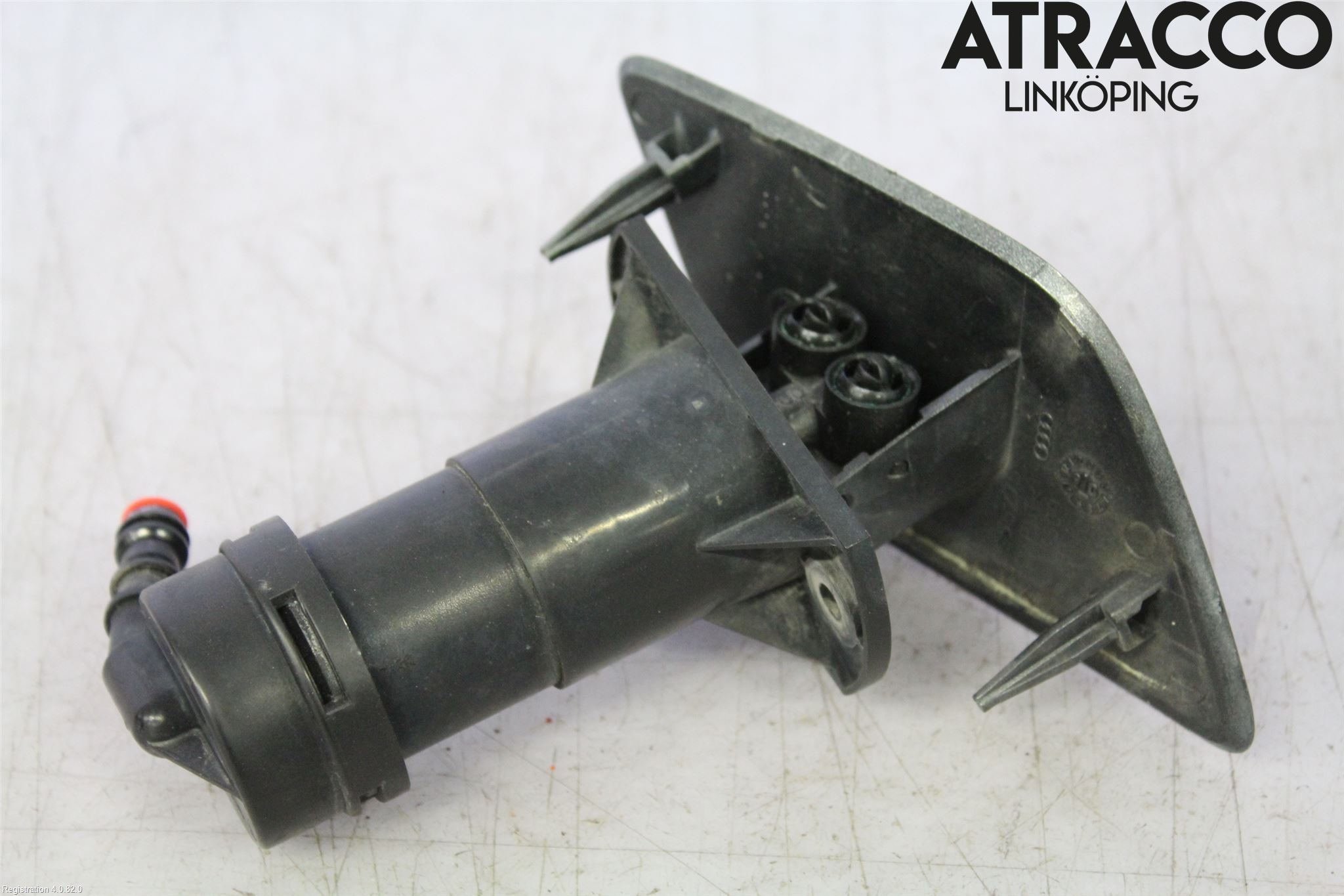 Audi A6/S6     05-11 Spolarmunstycke Strålkastare