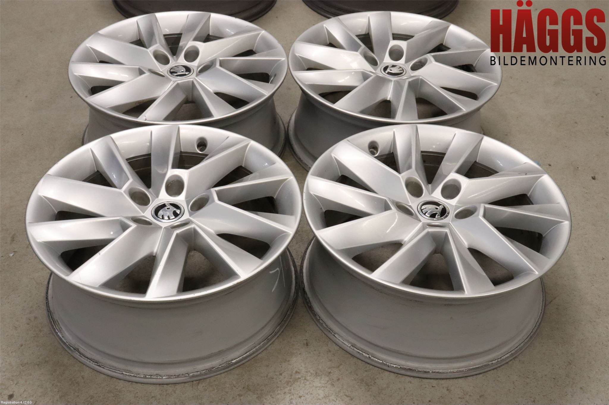 Skoda SUPERB 16-24 Fälgsats Aluminium