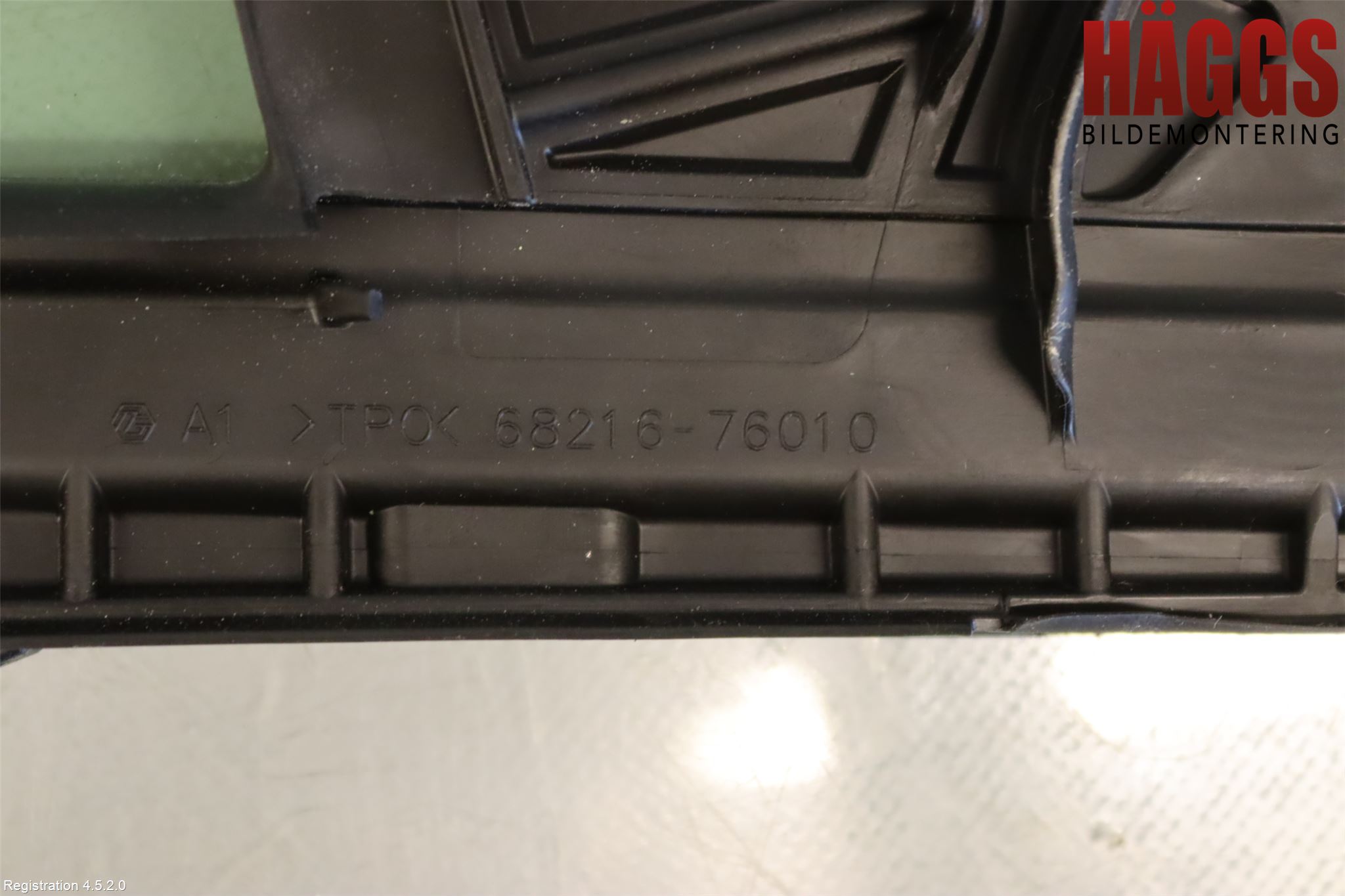 Lexus NX 300h 15-21 Dörruta Fram Lilla Vä