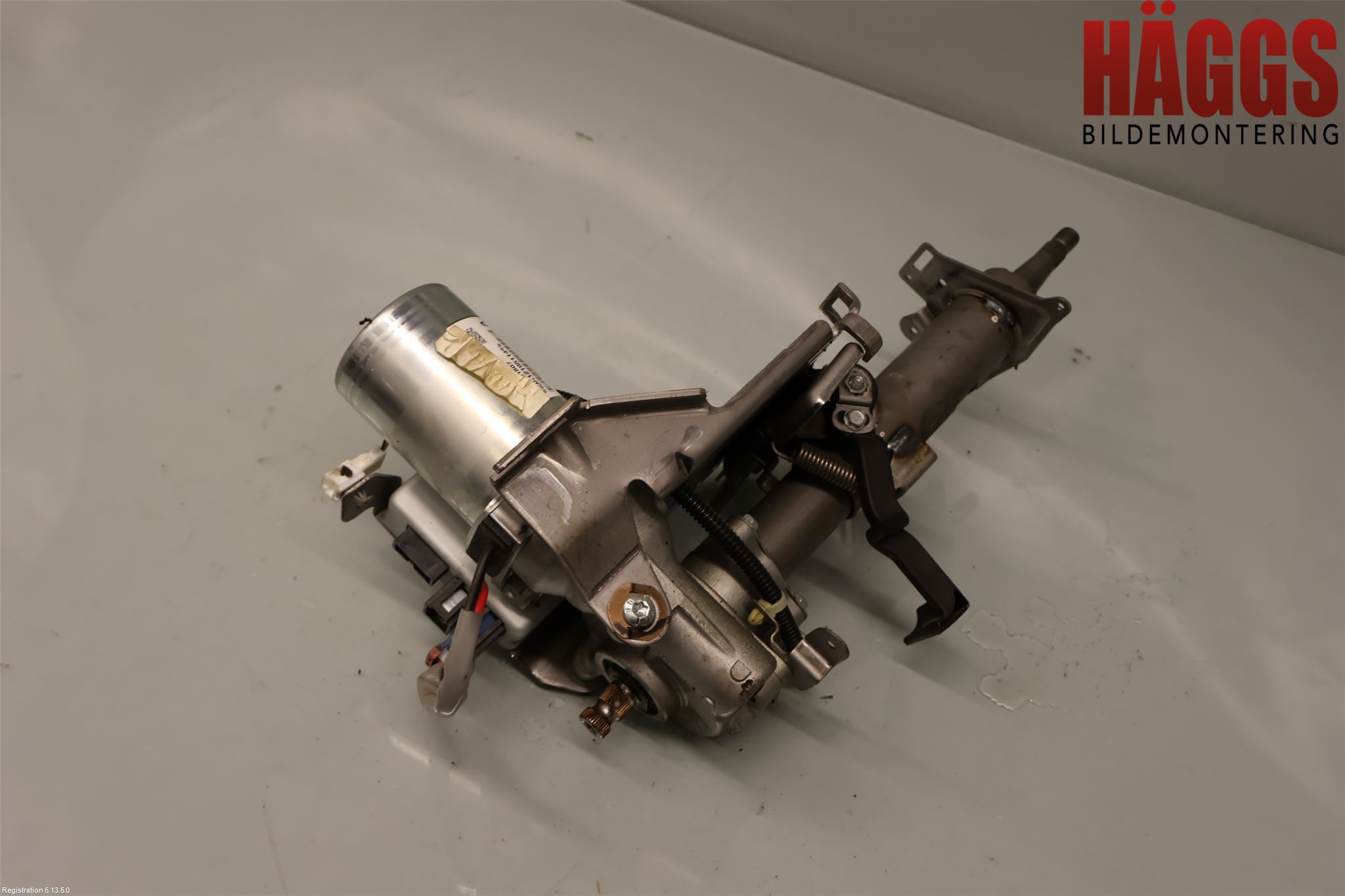Nissan NOTE E11 06-14 Rattaxelagg Med Inb Servo