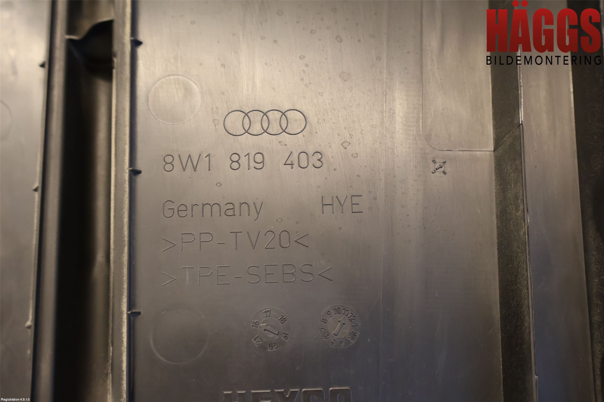 Audi A4/S4 B9 16-19 Torpedplåt-Torpedplast