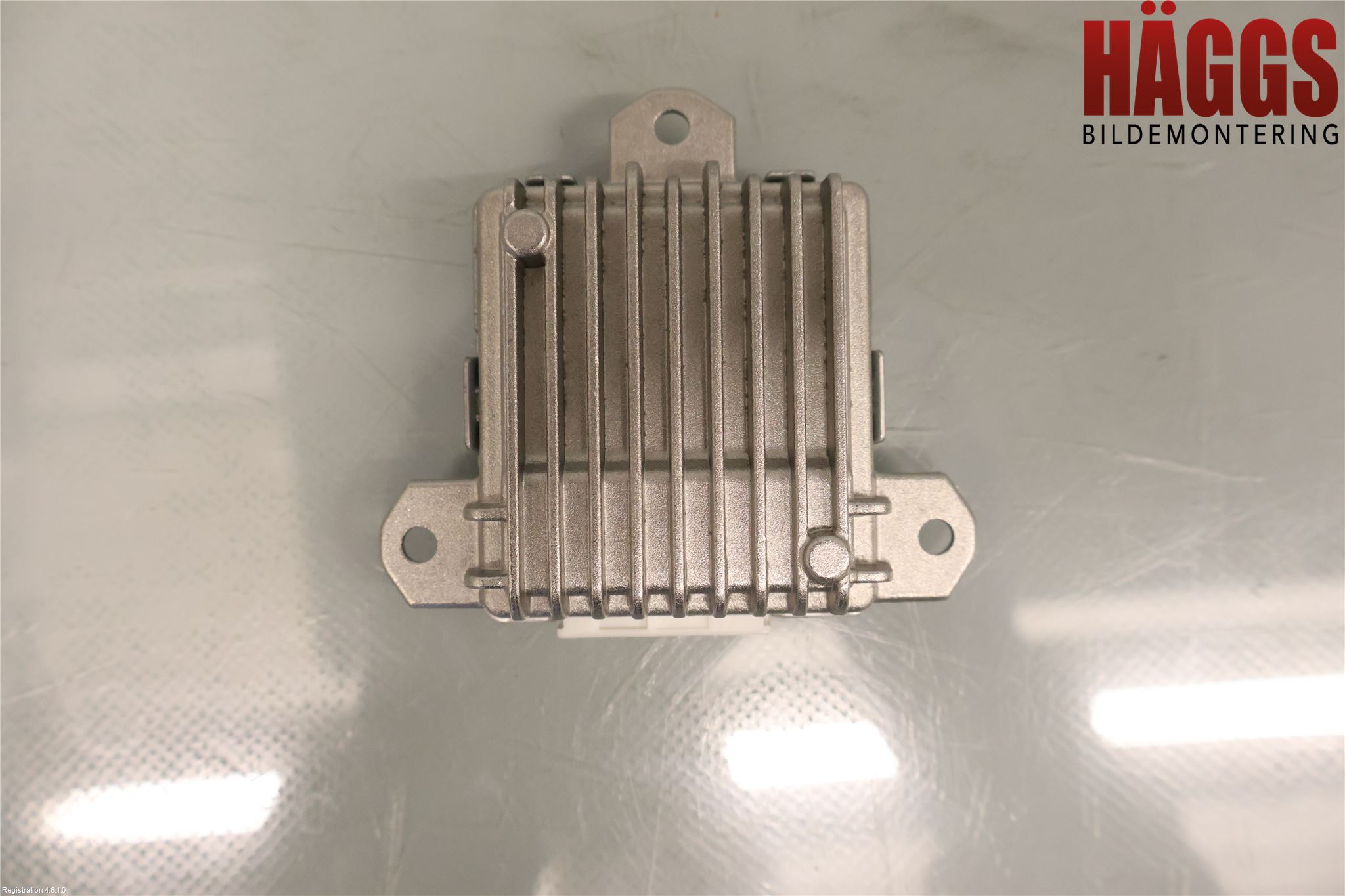 Mitsubishi OUTLANDER 13-21 Styrenhet Strålkastare