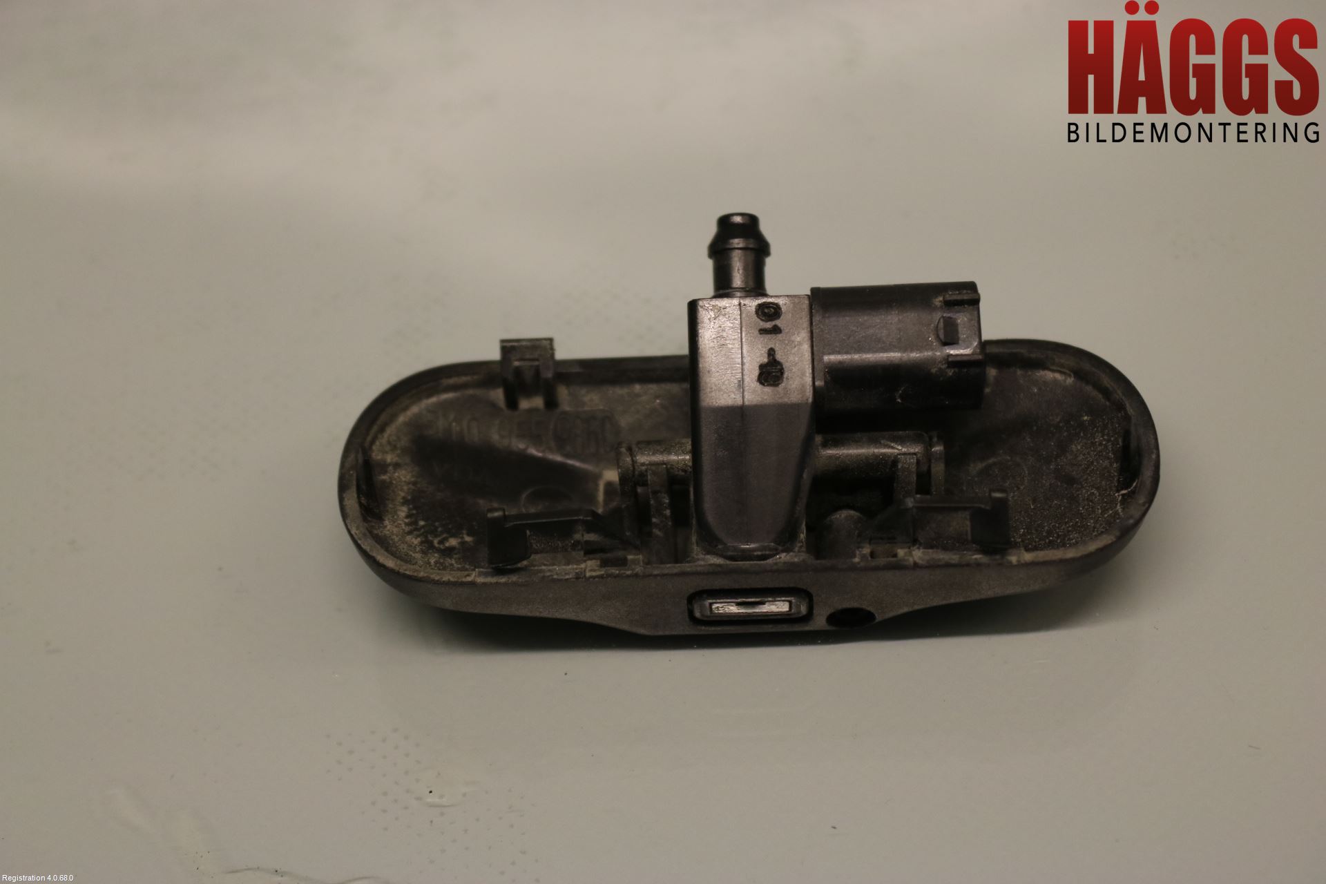 Volkswagen VW GOLF / E-GOLF VII 13-20 Spolarmunstycke Rutor