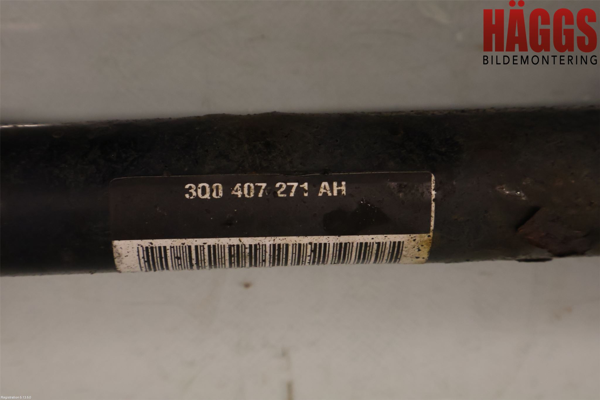Volkswagen VW PASSAT 20-24 Drivaxel Fram Vänster