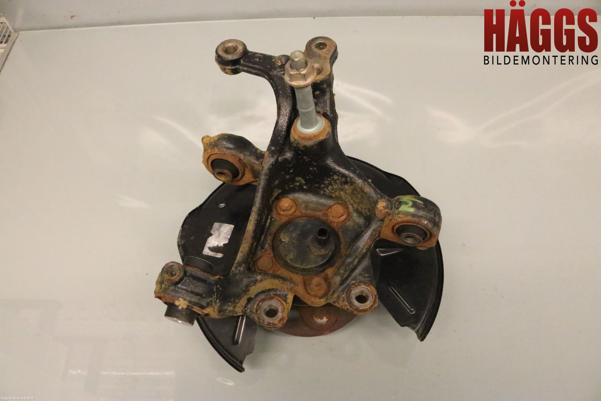 Toyota COROLLA 19- Hjullagerhus-Spindel Hö B