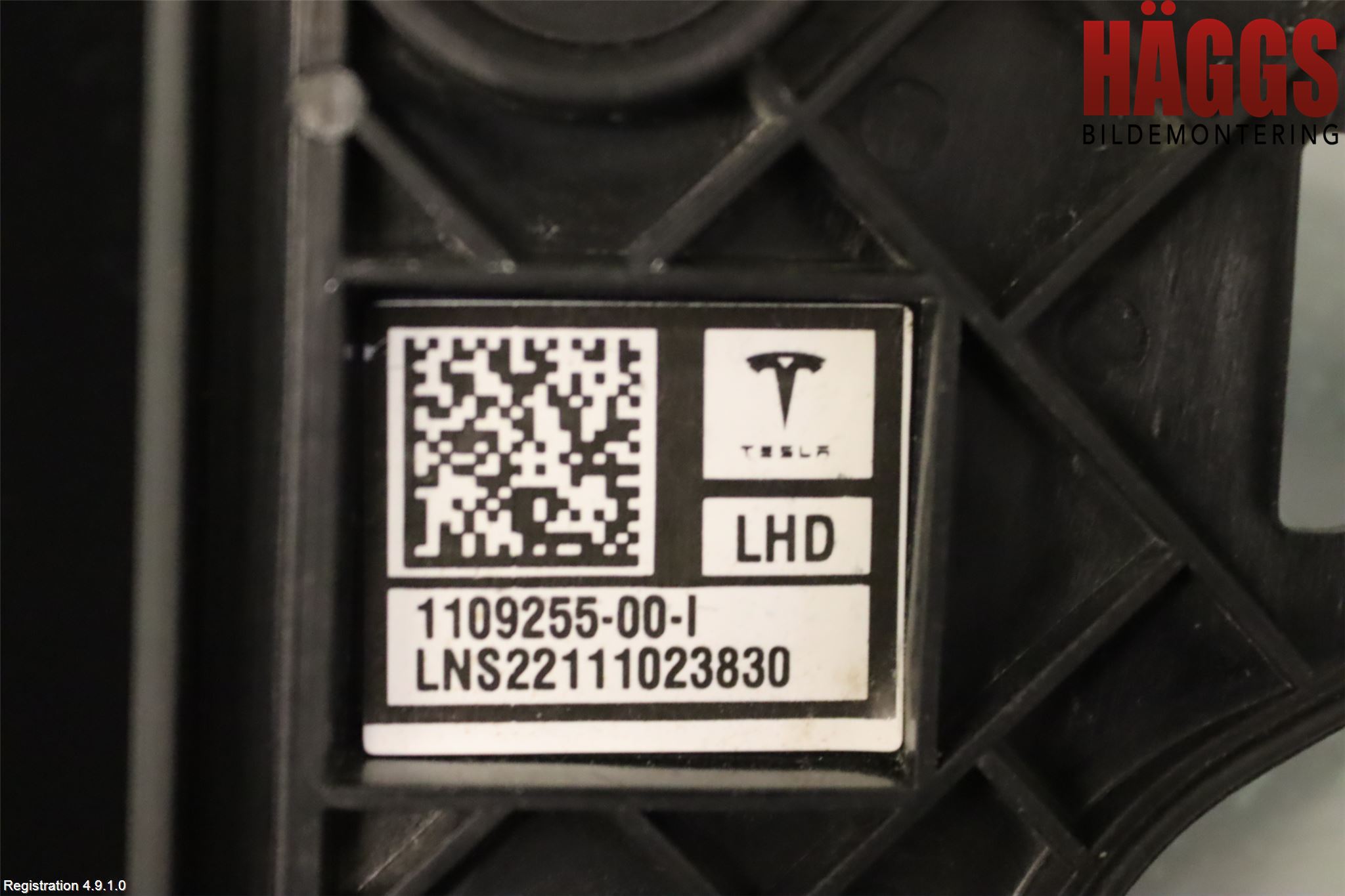 Tesla MODEL 3 17- List Hö