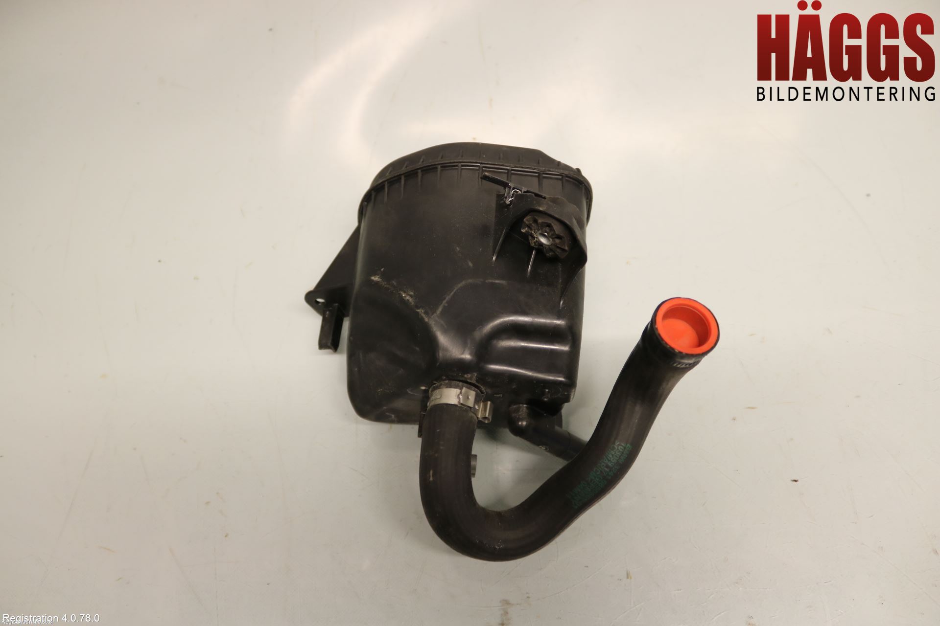 BMW 5 F10/F11/F18 09-17 Styrservooljebehållare