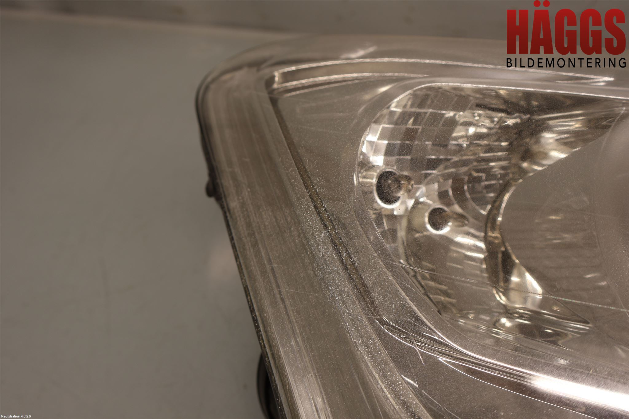 Peugeot PARTNER 08-15 Strålkastare Höger