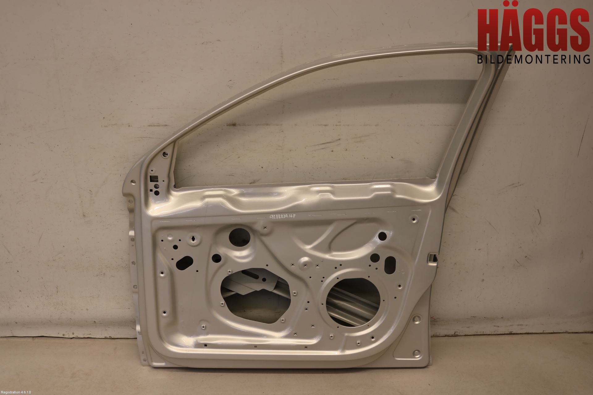 Volkswagen VW GOLF VI 09-13 Dörr Fram Höger