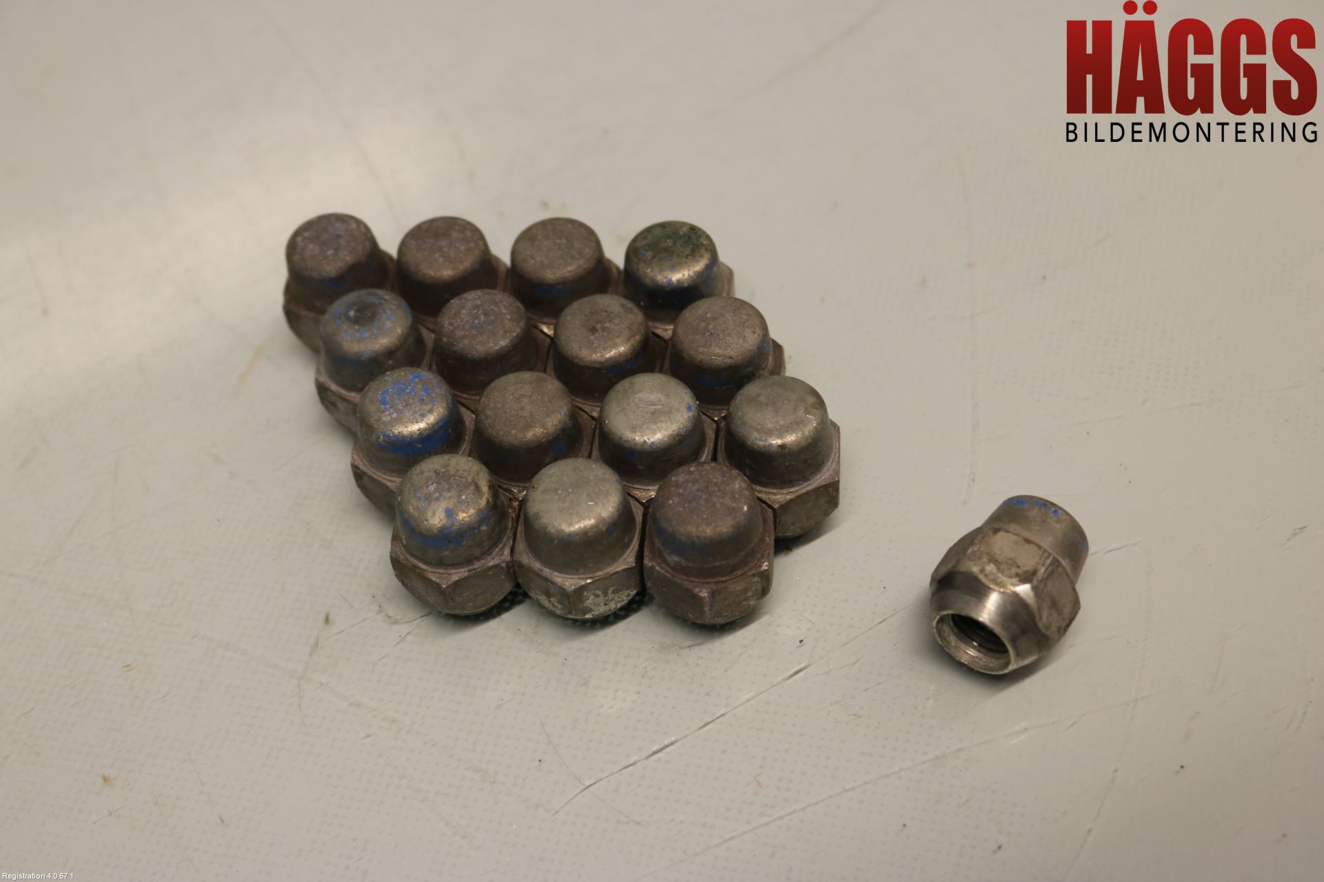 Mitsubishi SPACE STAR 13- Hjulmutter-Bult-Sats