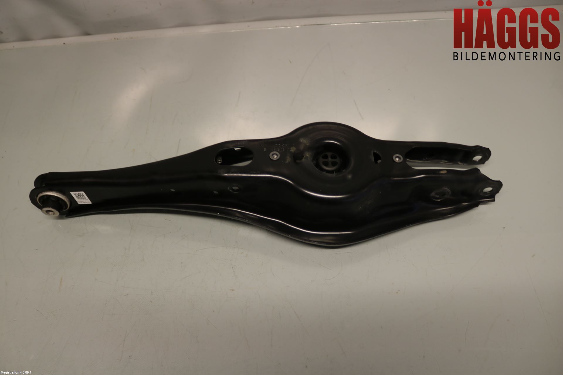 Volkswagen VW TIGUAN 16-24 Bärarm Bak Vänster