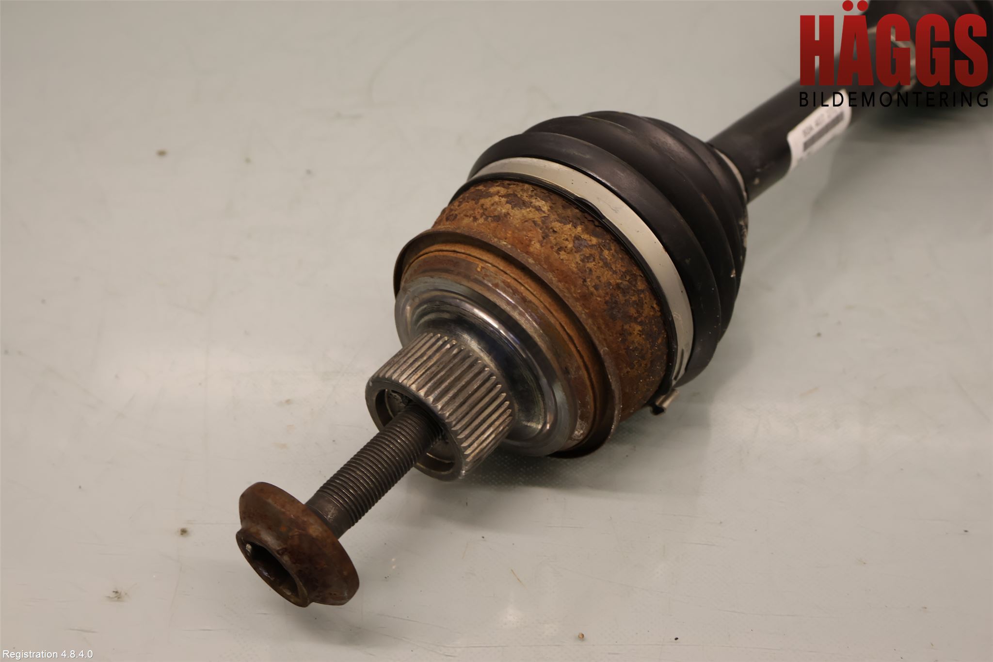 Audi Q5/SQ5 17- Drivaxel Fram Vänster