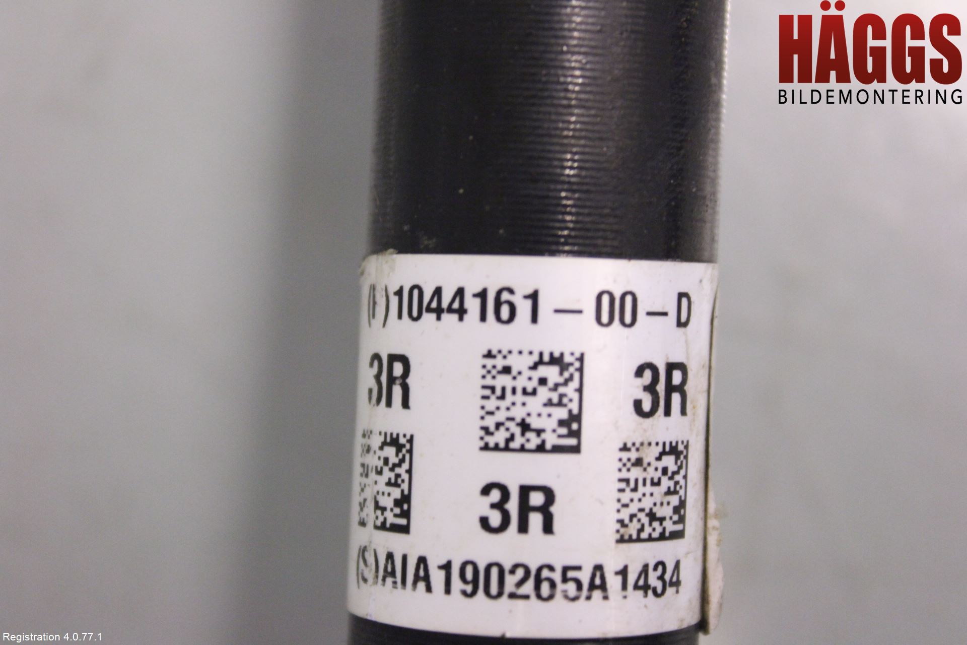 Tesla MODEL 3 17- Drivaxel Bak Vänster