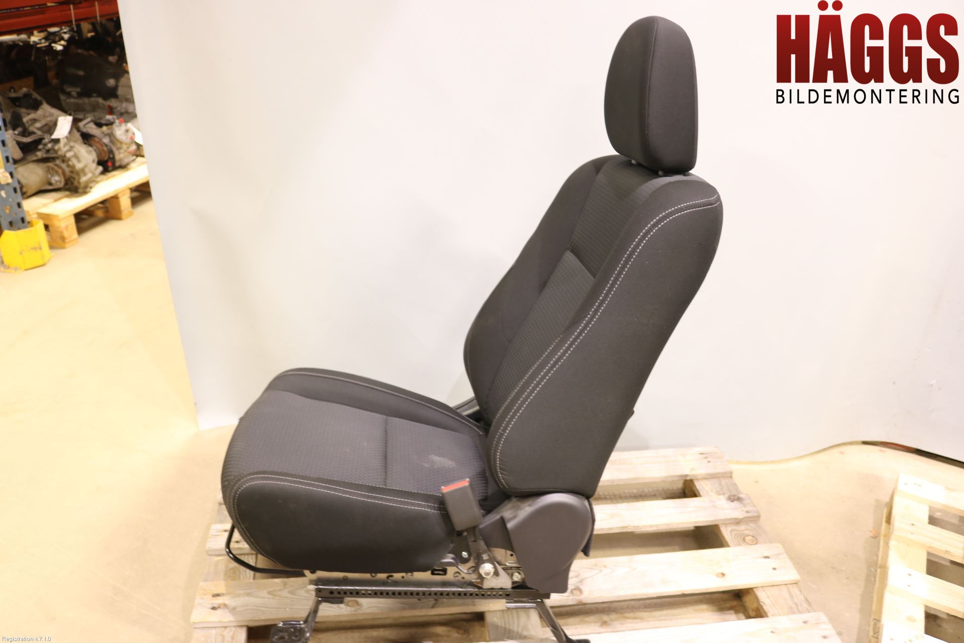 Mitsubishi OUTLANDER 13-21 Inredning Stol Fram Hö