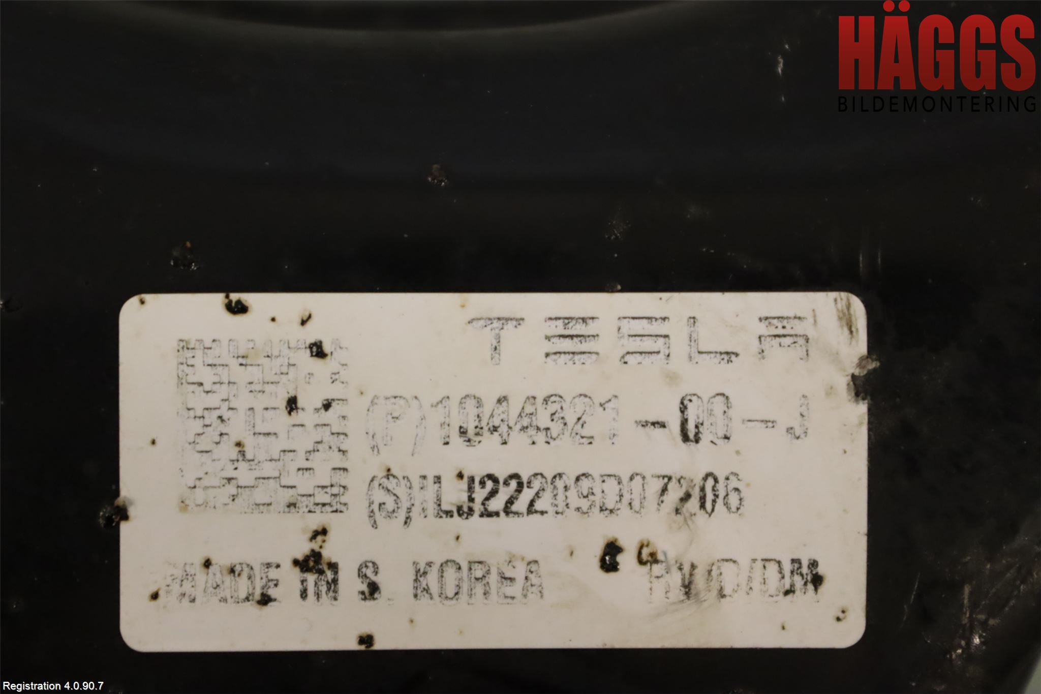 Tesla MODEL 3 17- Bärarm Fram Övre Vä