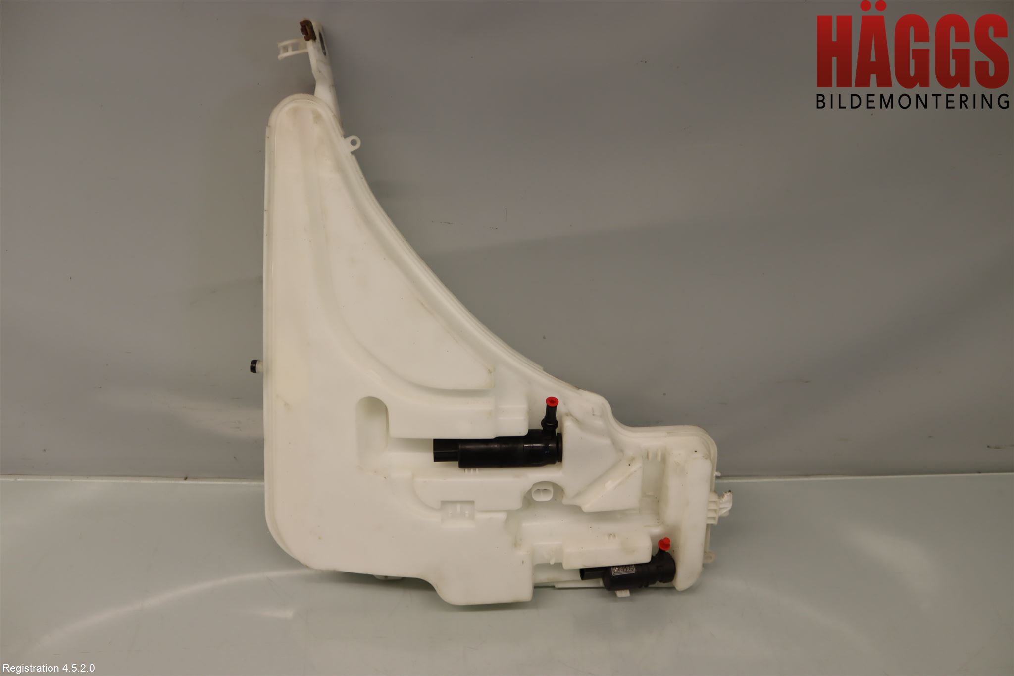 BMW 3 GT F34 13-19 Spolartank Vindruta