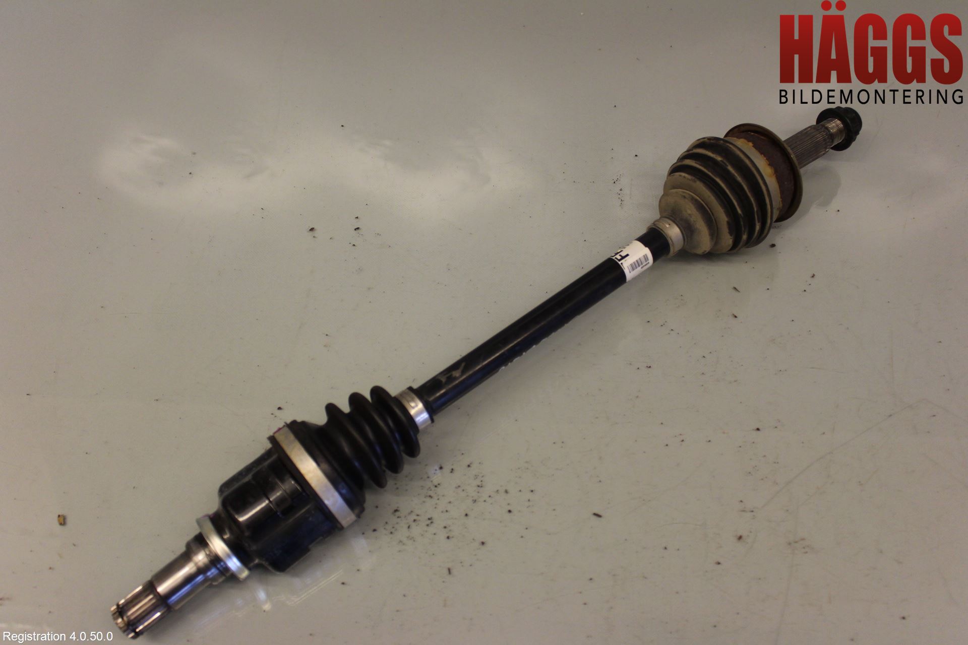 Toyota YARIS XP130 15-20 Drivaxel Fram Vänster