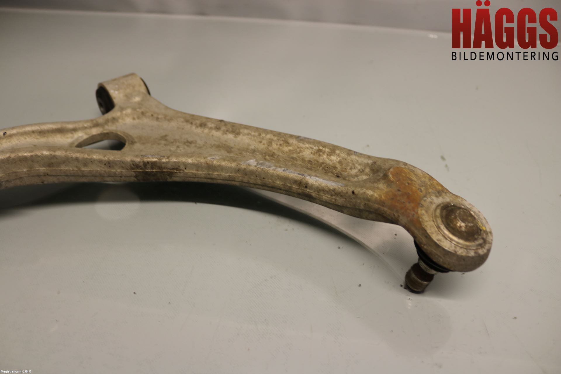 Hyundai i40 16-18 Bärarm Fram Undre Vä