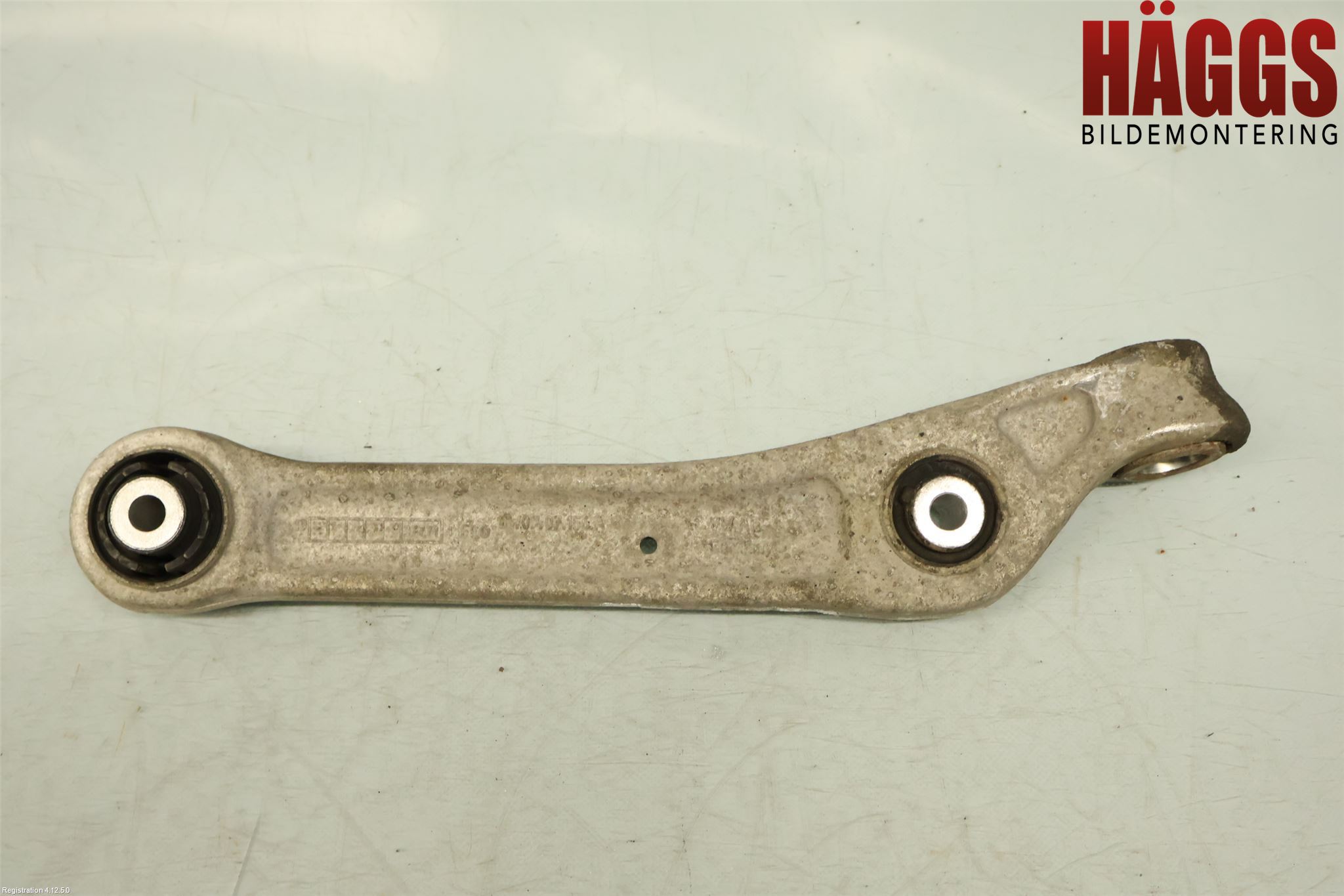 Audi A4/S4 B9 20- Bärarm Fram Undre Hö