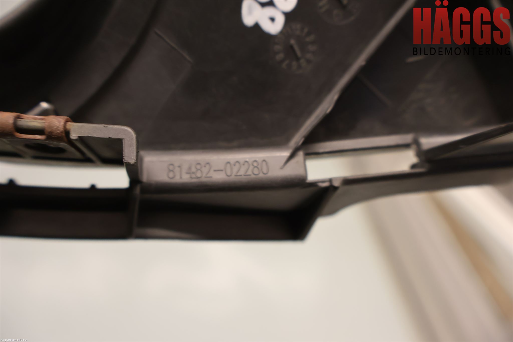 Toyota AURIS 13-19 Dimljussarg Fram