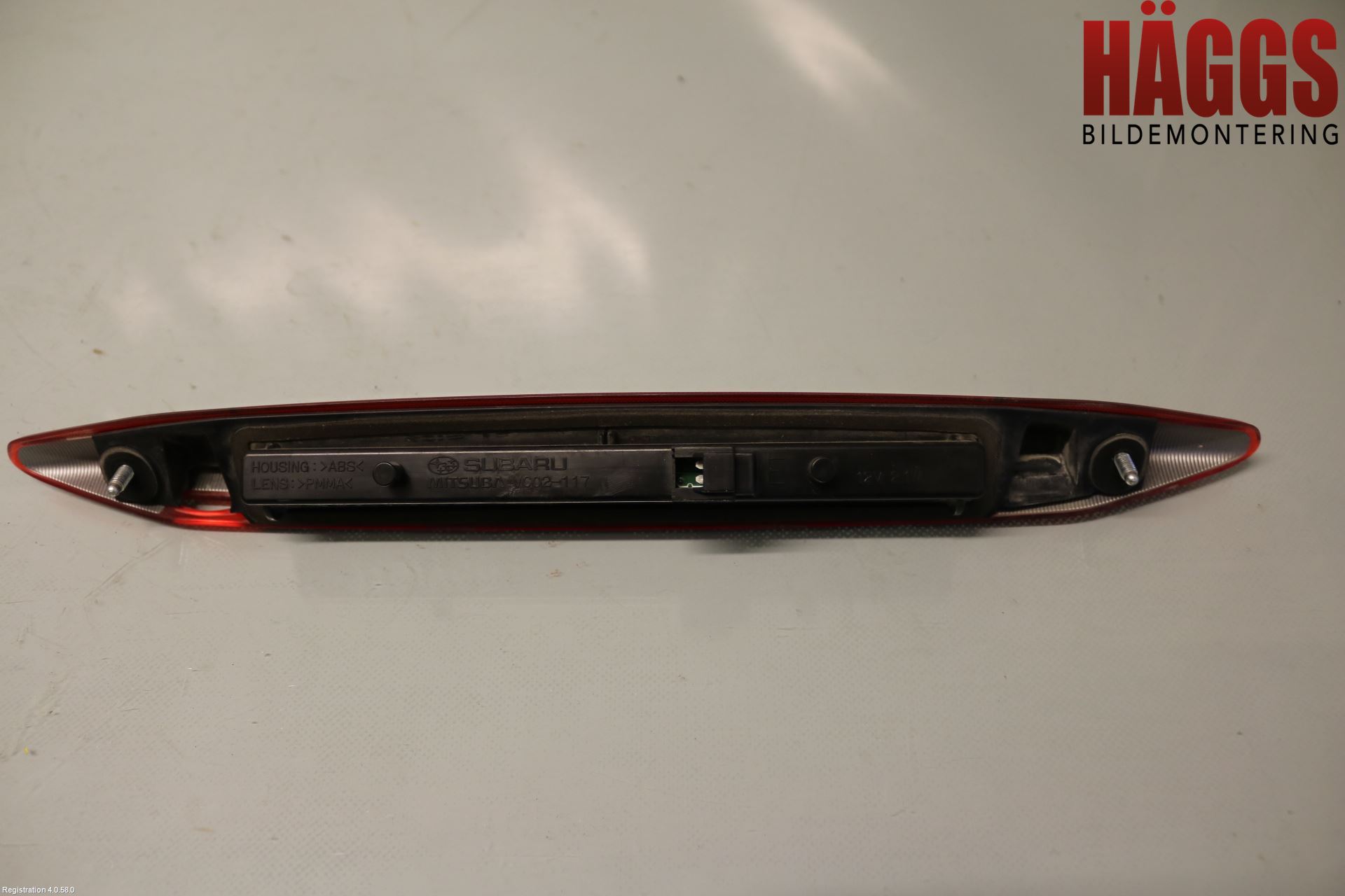 Subaru LEGACY 10-14 Bromsljus Bakruta