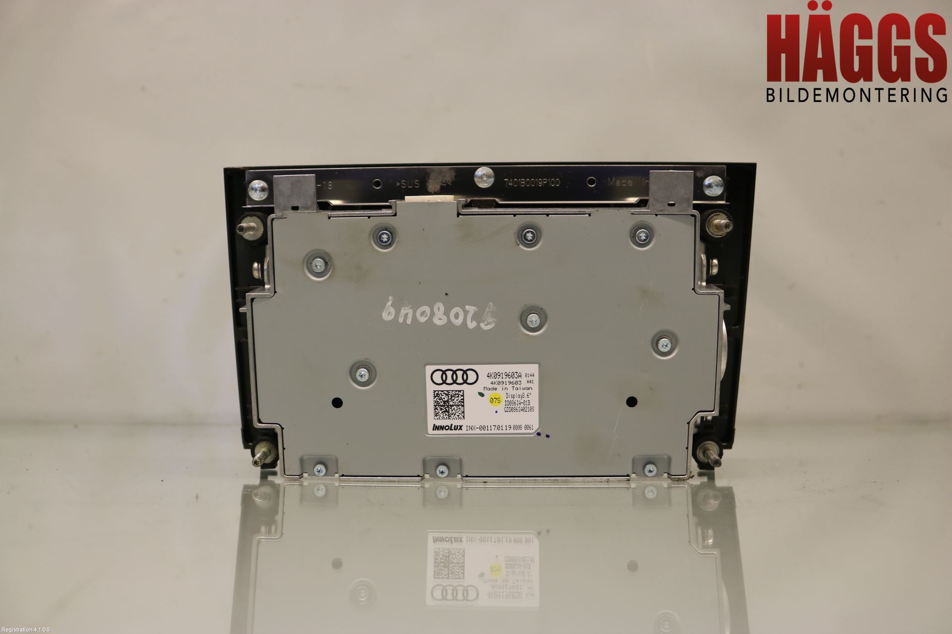 Audi A6 F2/C8 19- Bildskärm