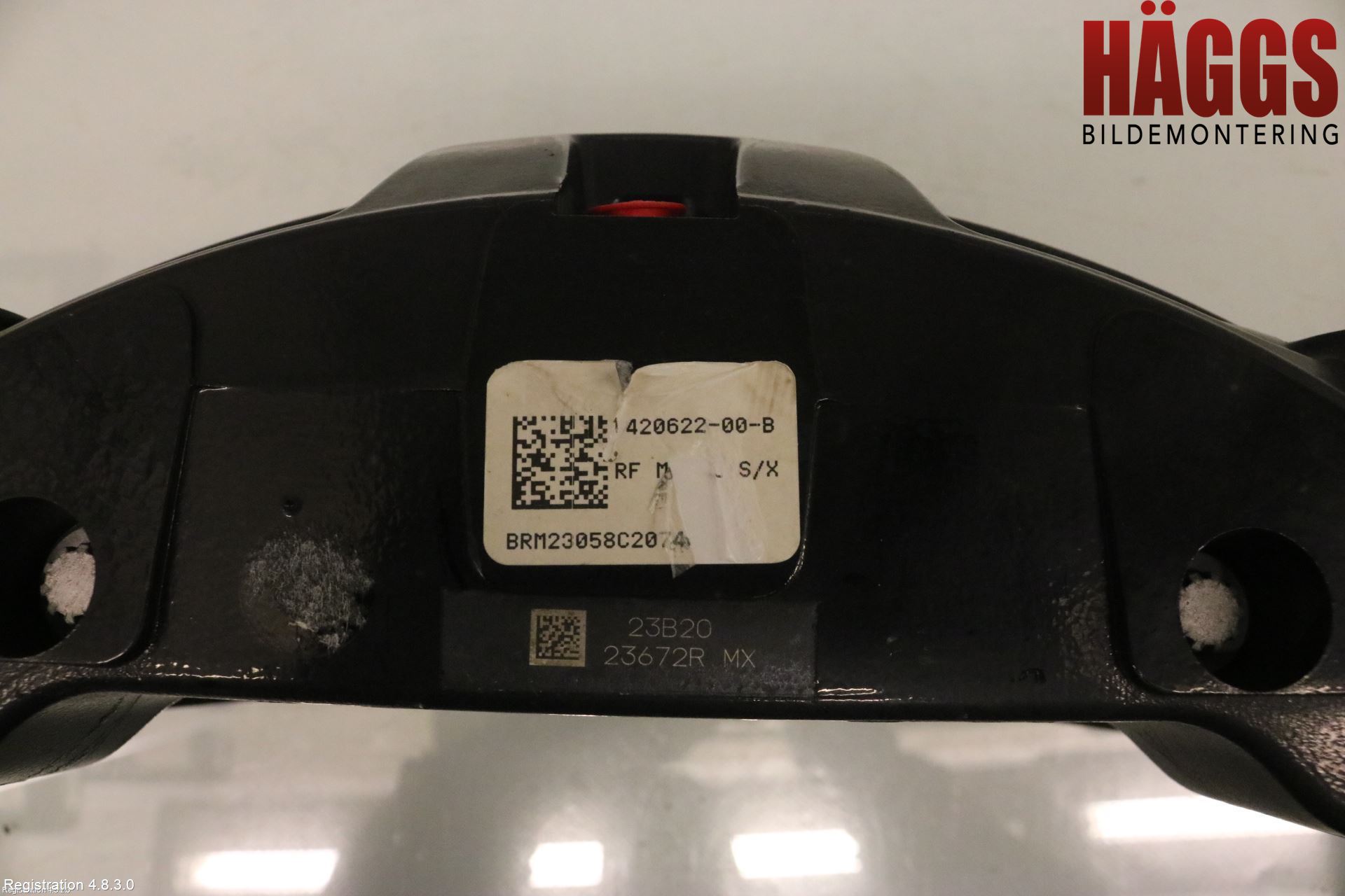 Tesla MODEL X 16- Bromsok Fram Höger
