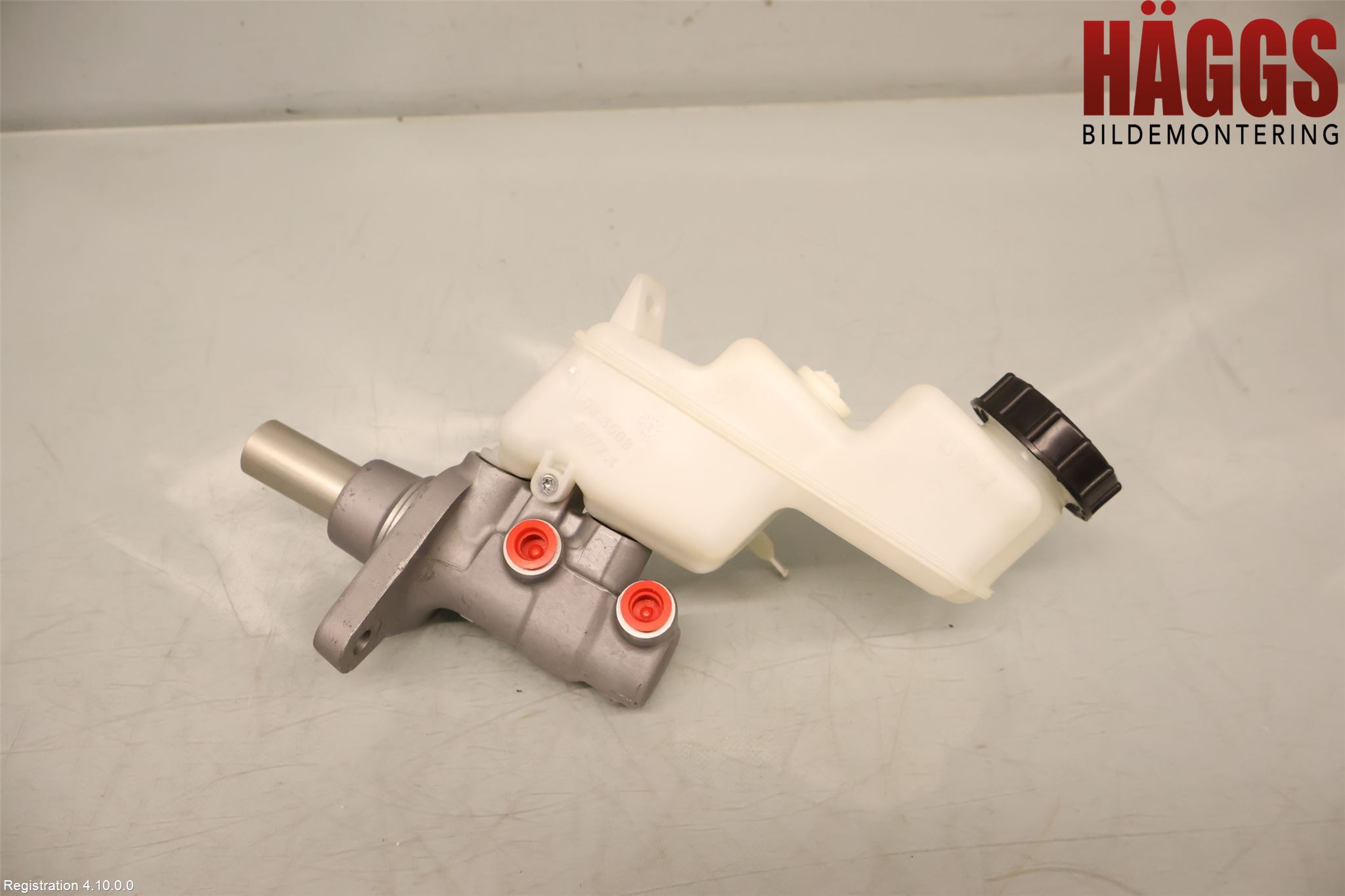Toyota YARIS XP130 12-14 Broms Huvudcylinder
