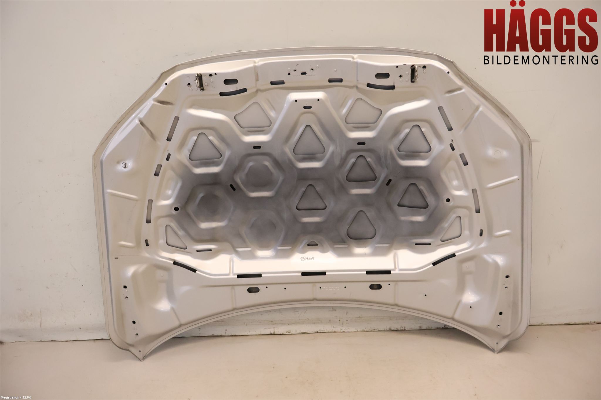 Volvo XC70 08-13 Huv Fram