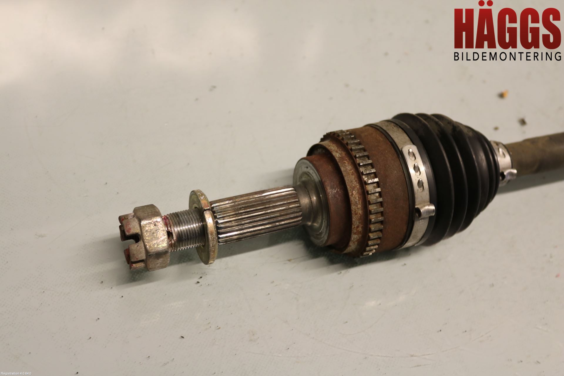 Mitsubishi LANCER  03-07 Drivaxel Bak Höger