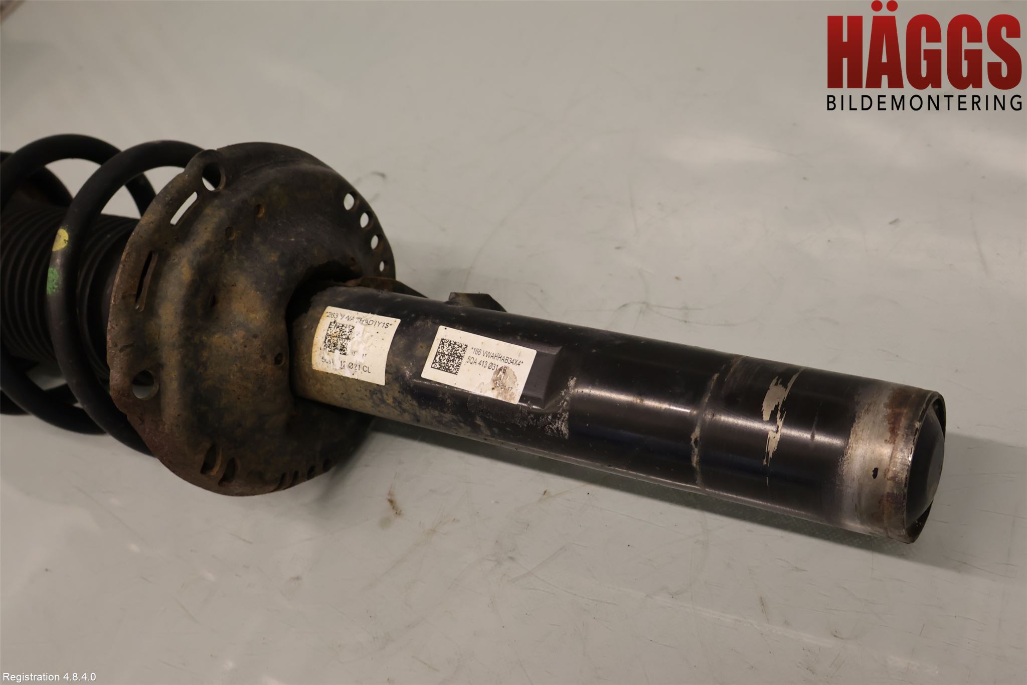 Volkswagen VW TOURAN 16- Fjäderben Fram Höger