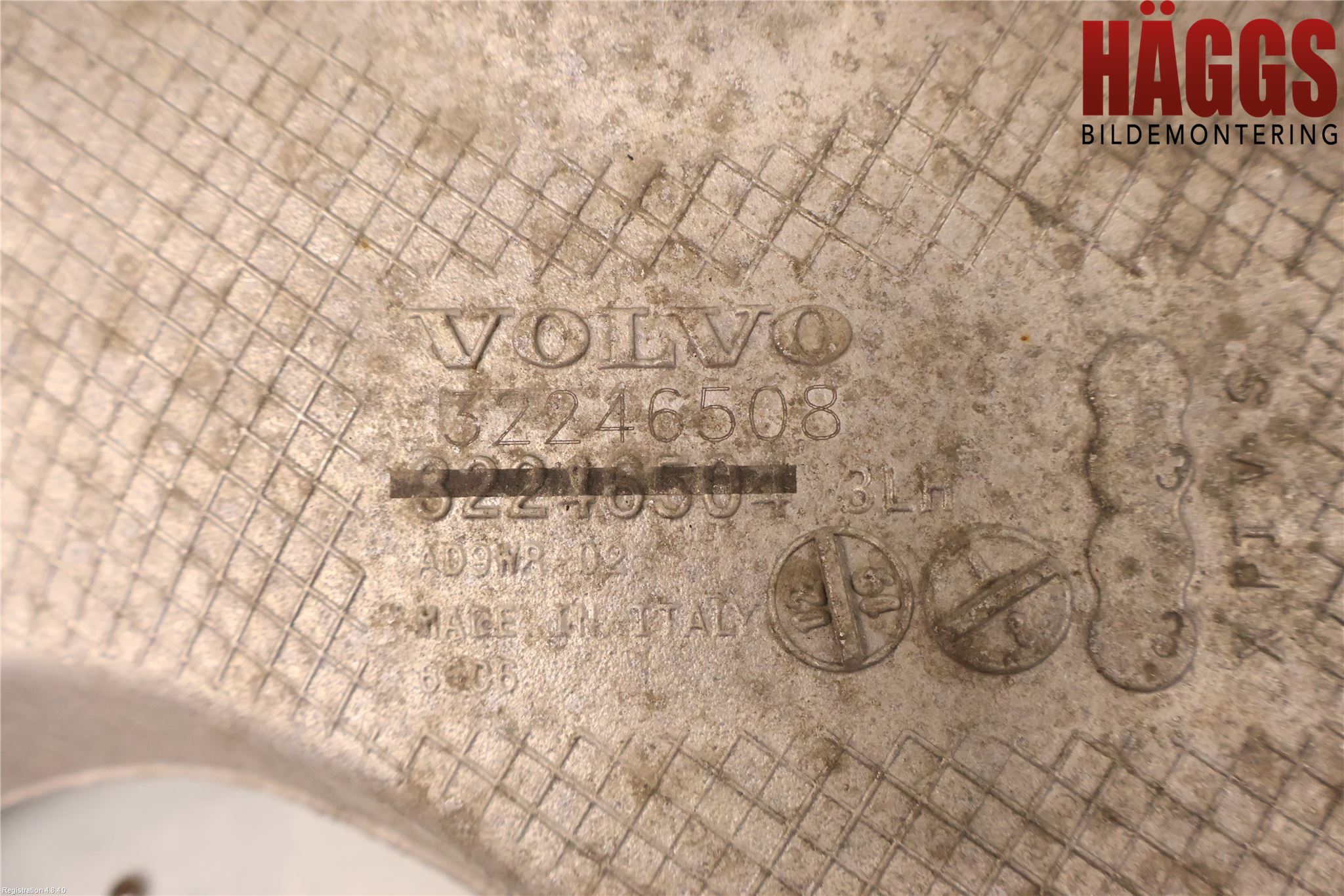 Volvo V60 19- Bärarm Bak Vänster