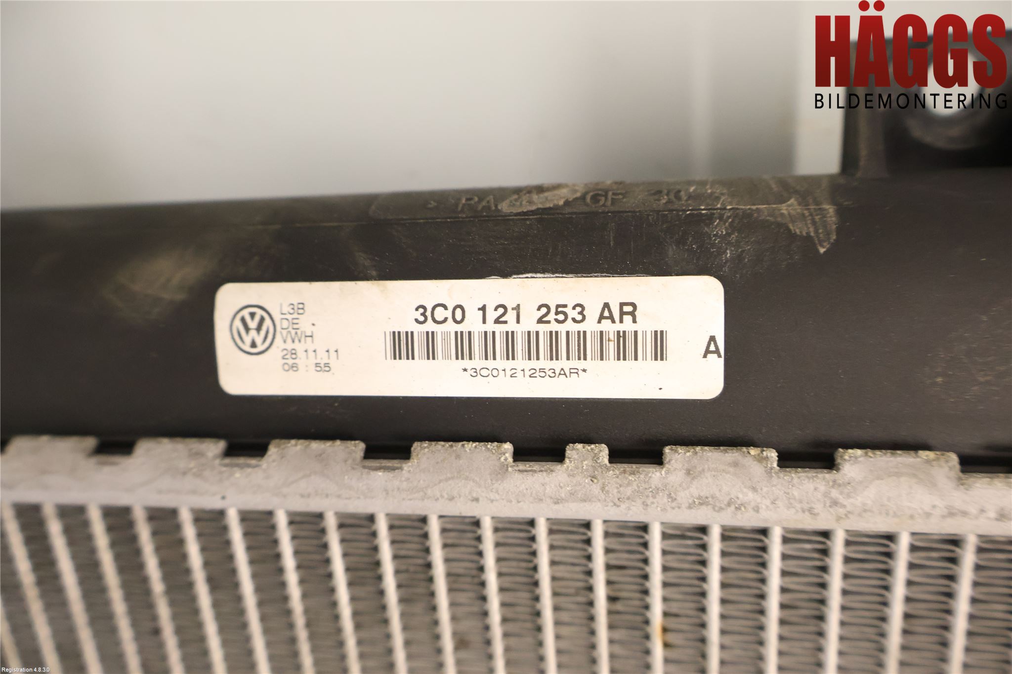 Volkswagen VW PASSAT 11-14 Kylare Aut