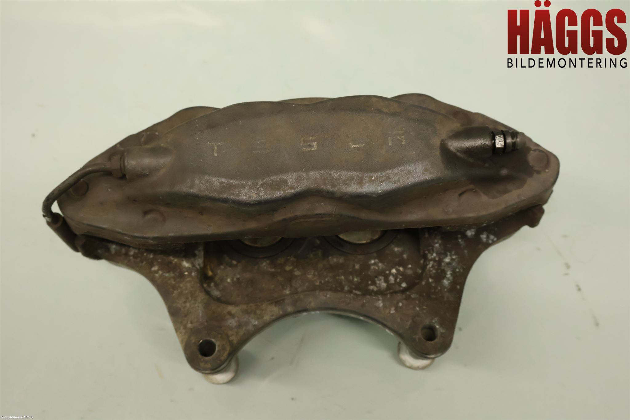 Tesla MODEL S 13- Bromsok Fram Höger