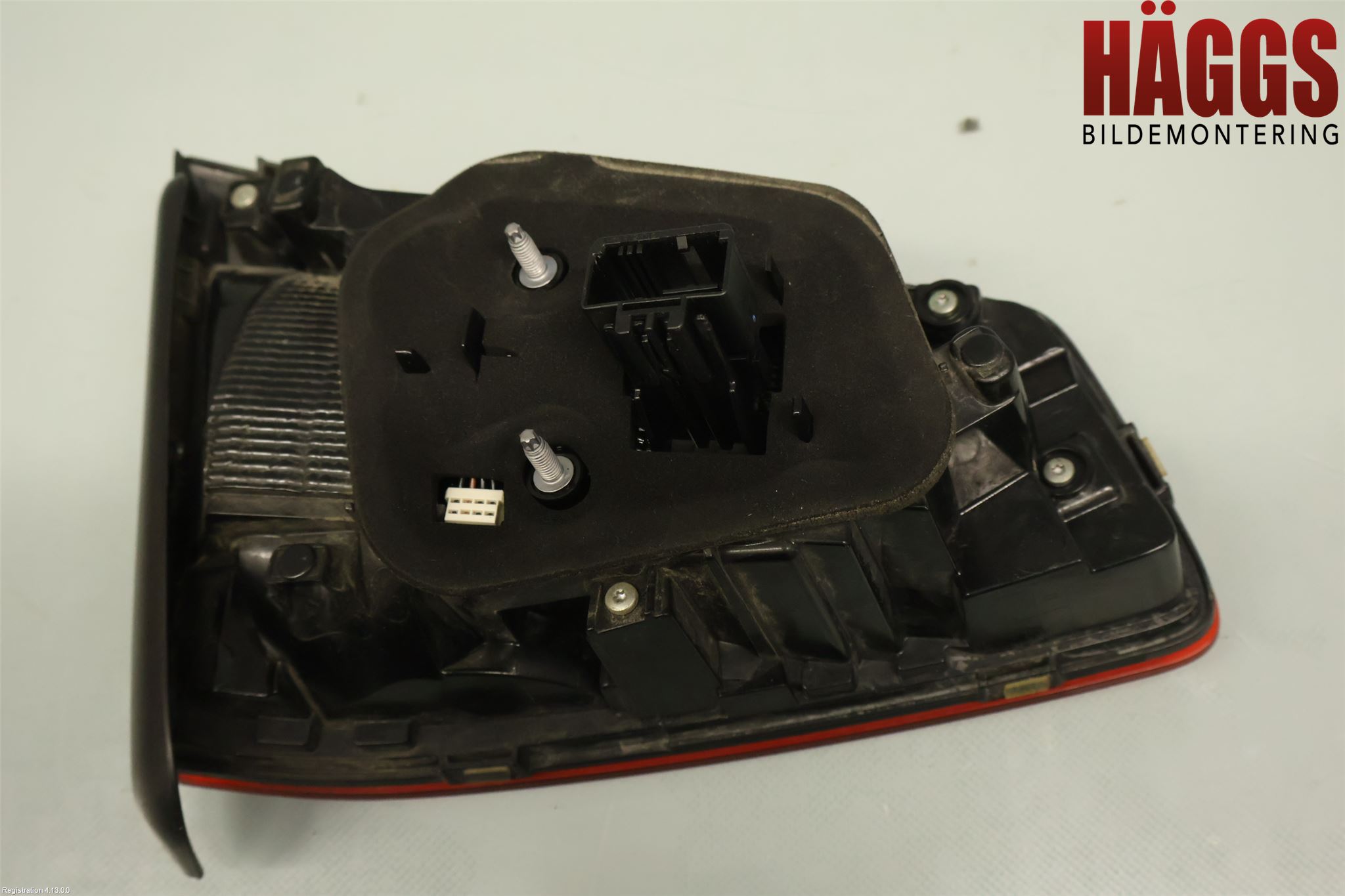 Volkswagen VW PASSAT 15-19 Bakljus Lucka Hö