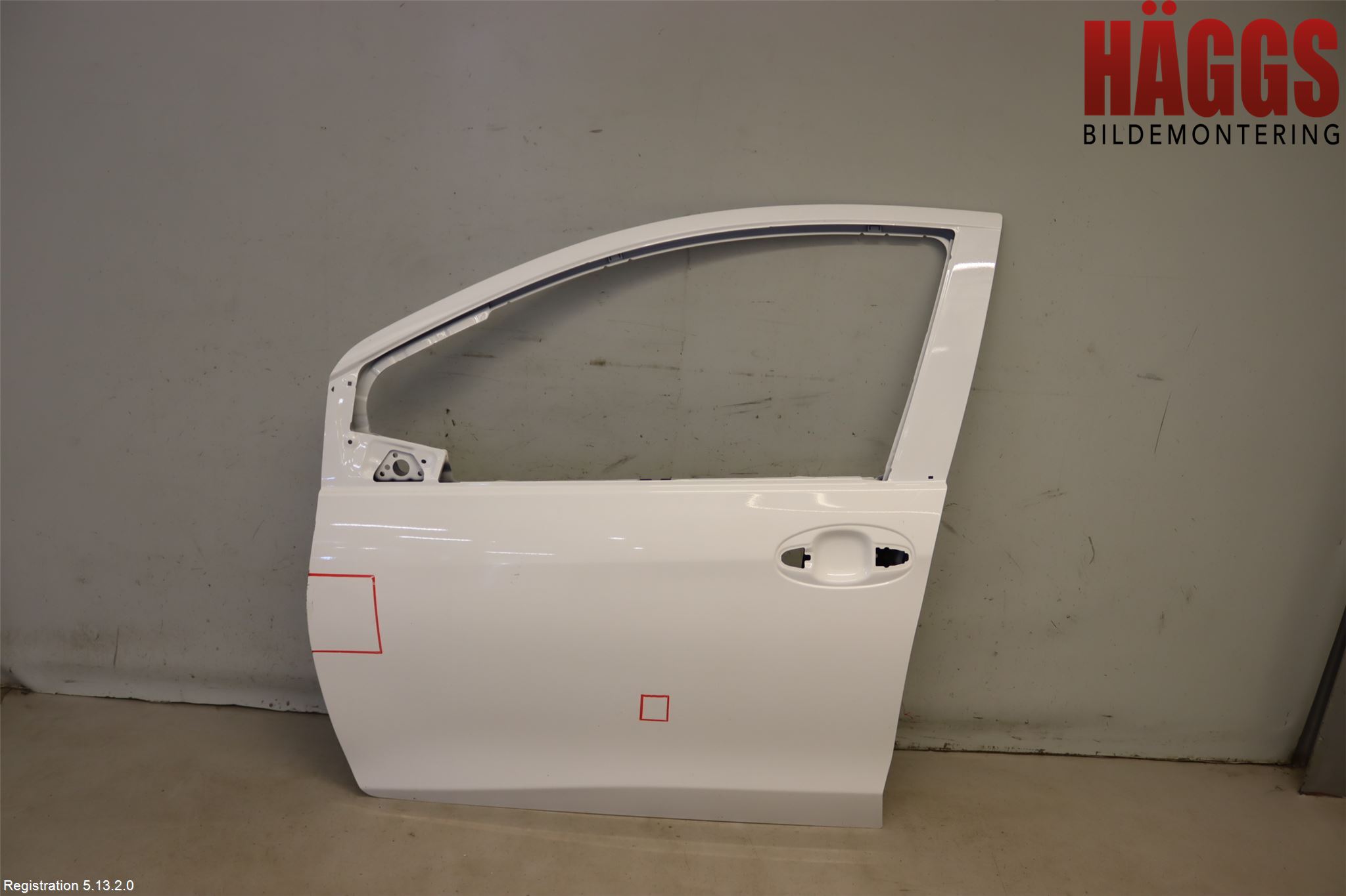 Toyota YARIS XP130 12-14 Dörr Fram Vänster
