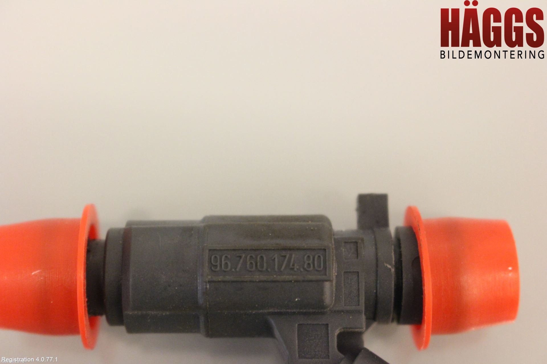 Peugeot 208 12-15 Injspridare