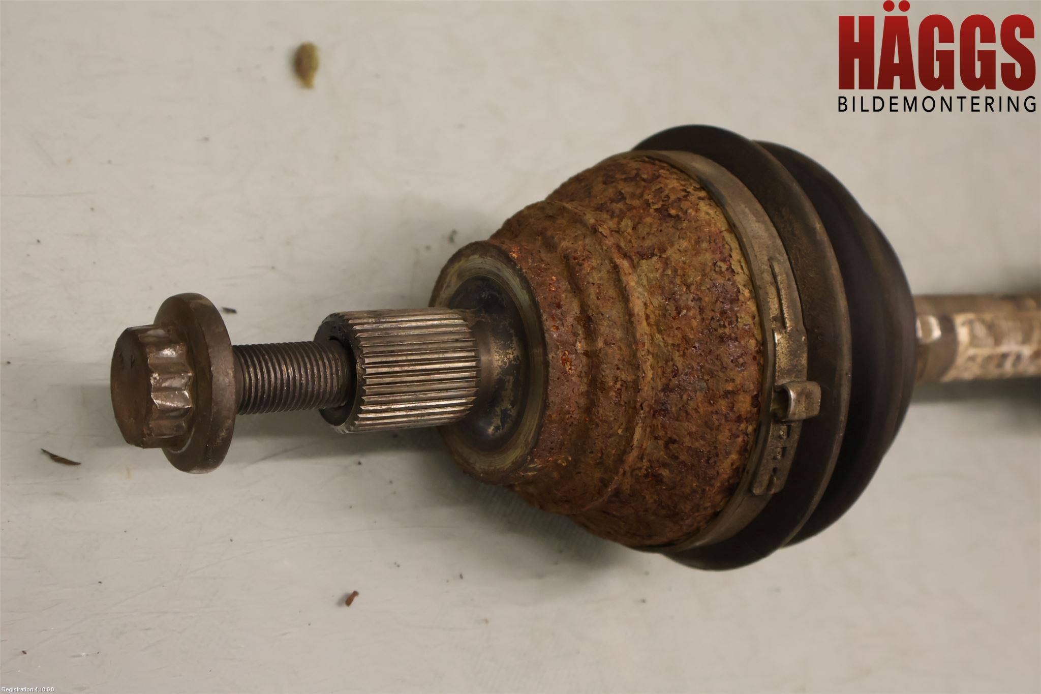 Volkswagen VW TIGUAN 07-16 Drivaxel Fram Vänster