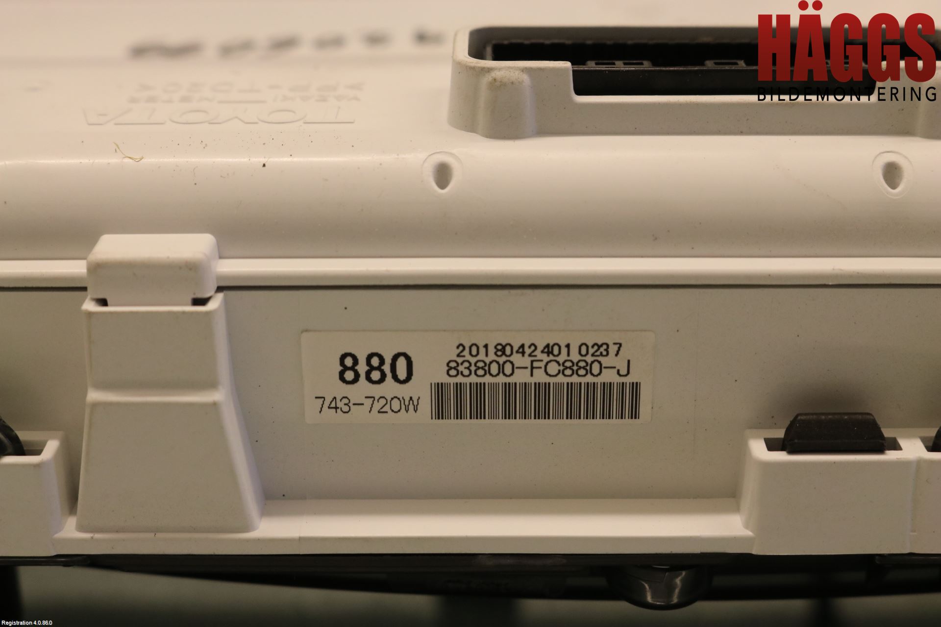 Toyota HILUX 16- Instrument Komb