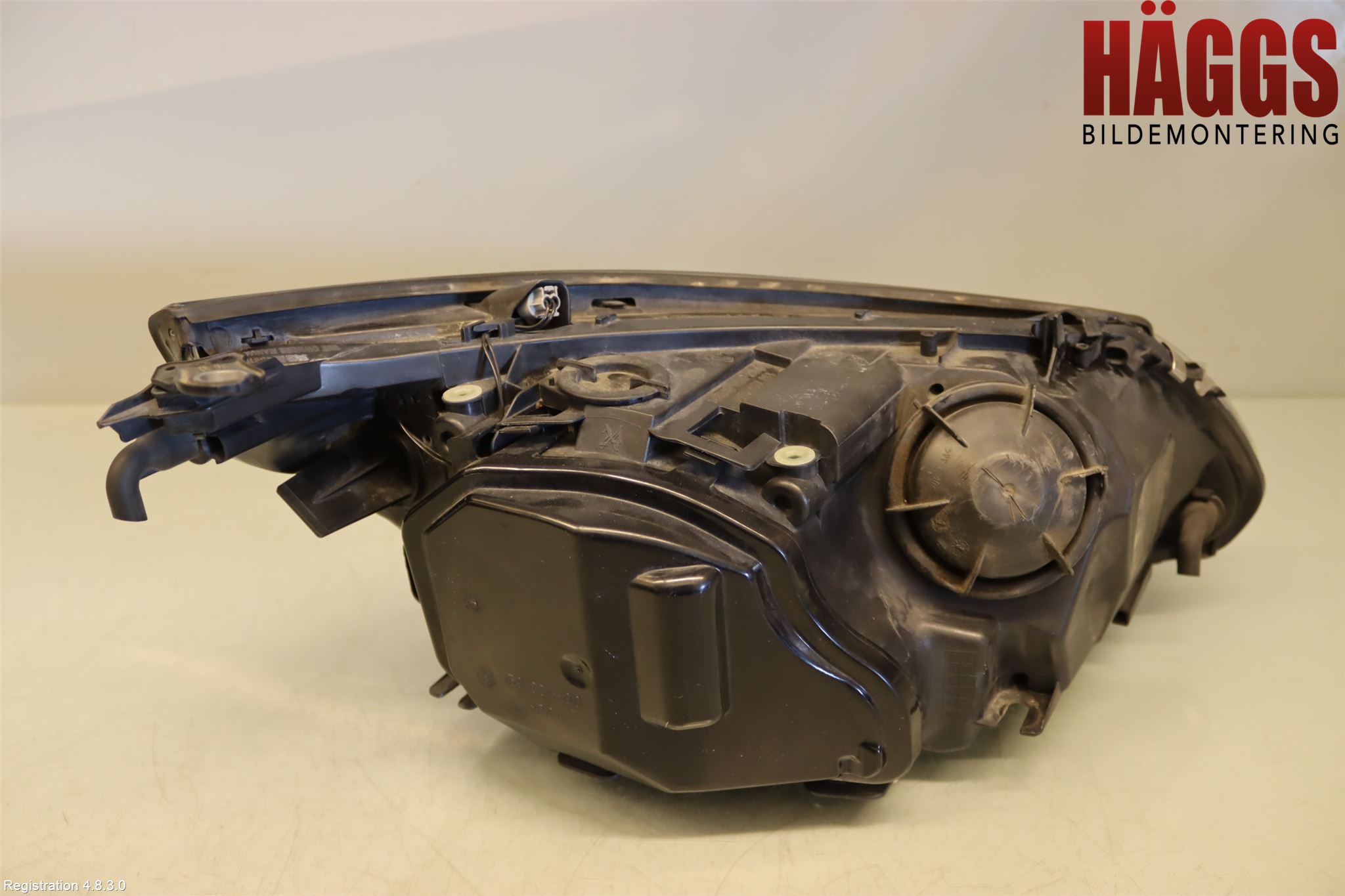 BMW 5 E60/61 Sed/Tou 02-10 Strålkastare Vänster